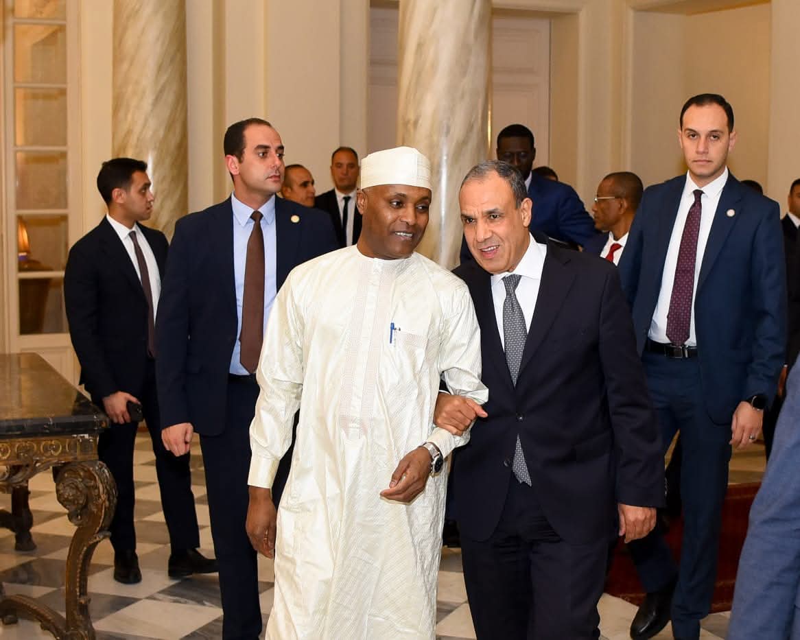 وزير الخارجية يستقبل نظيره التشادي