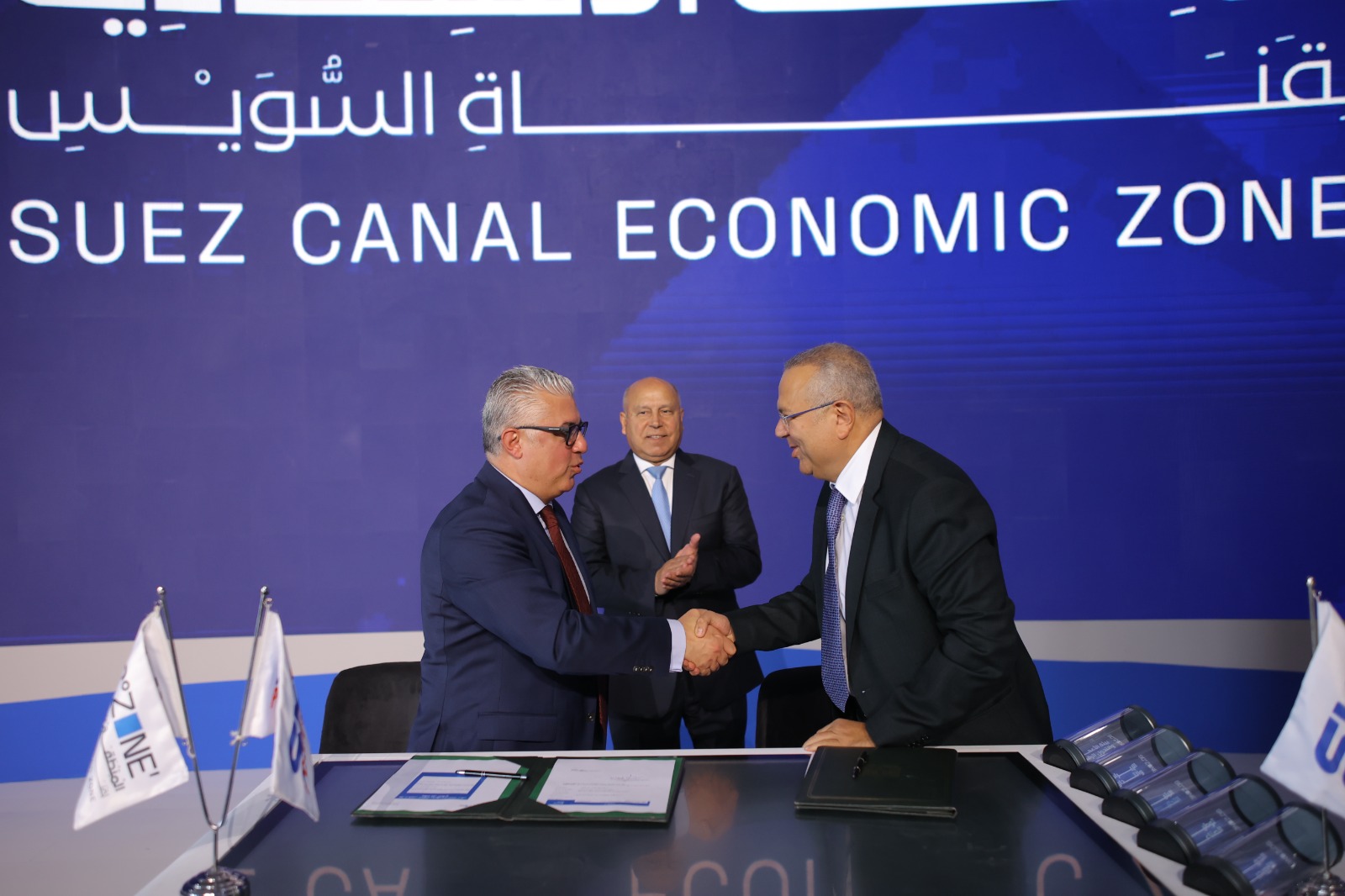 توقيع مذكرة تفاهم بين اقتصادية قناة السويس وSky Ports