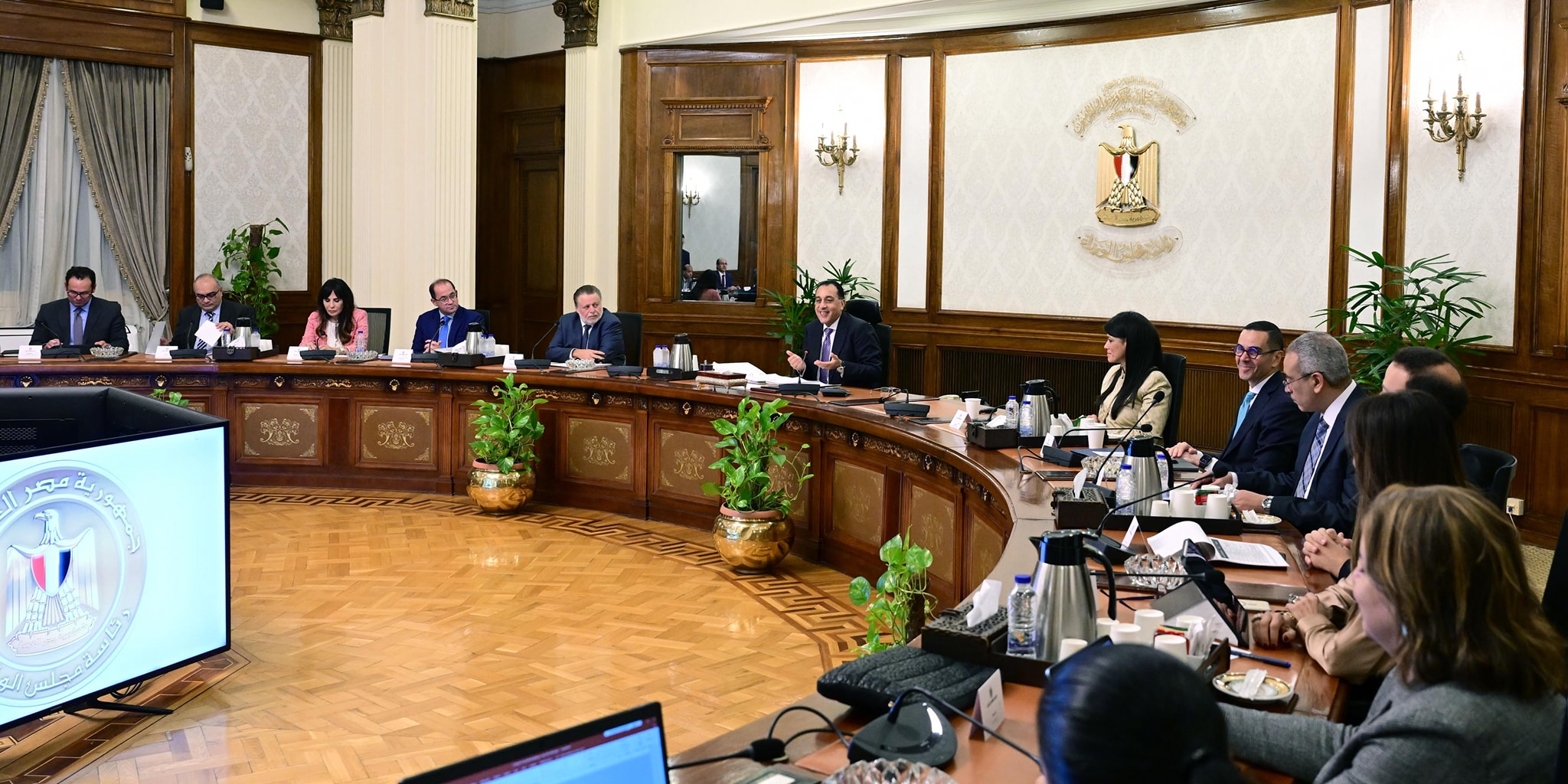 رئيس الوزراء يترأس اجتماع المجموعة الوزارية الاقتصادية