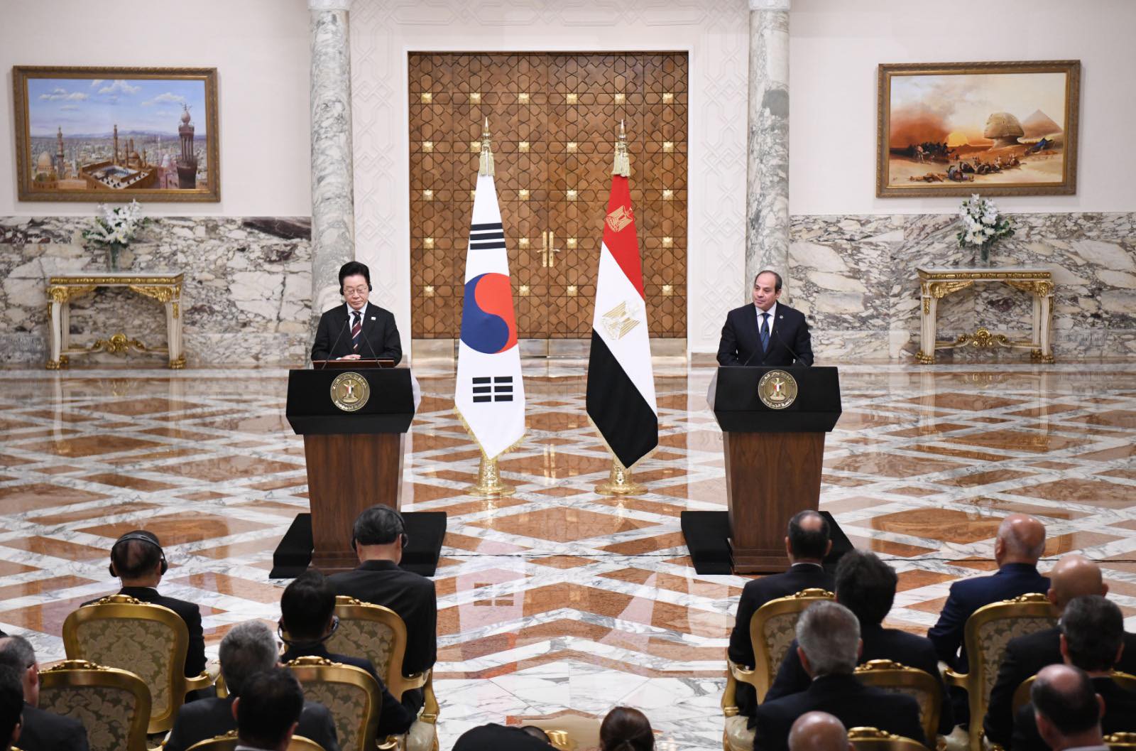 مصر وكوريا الجنوبية توقعان مذكرتي تفاهم في التعليم والثقافة