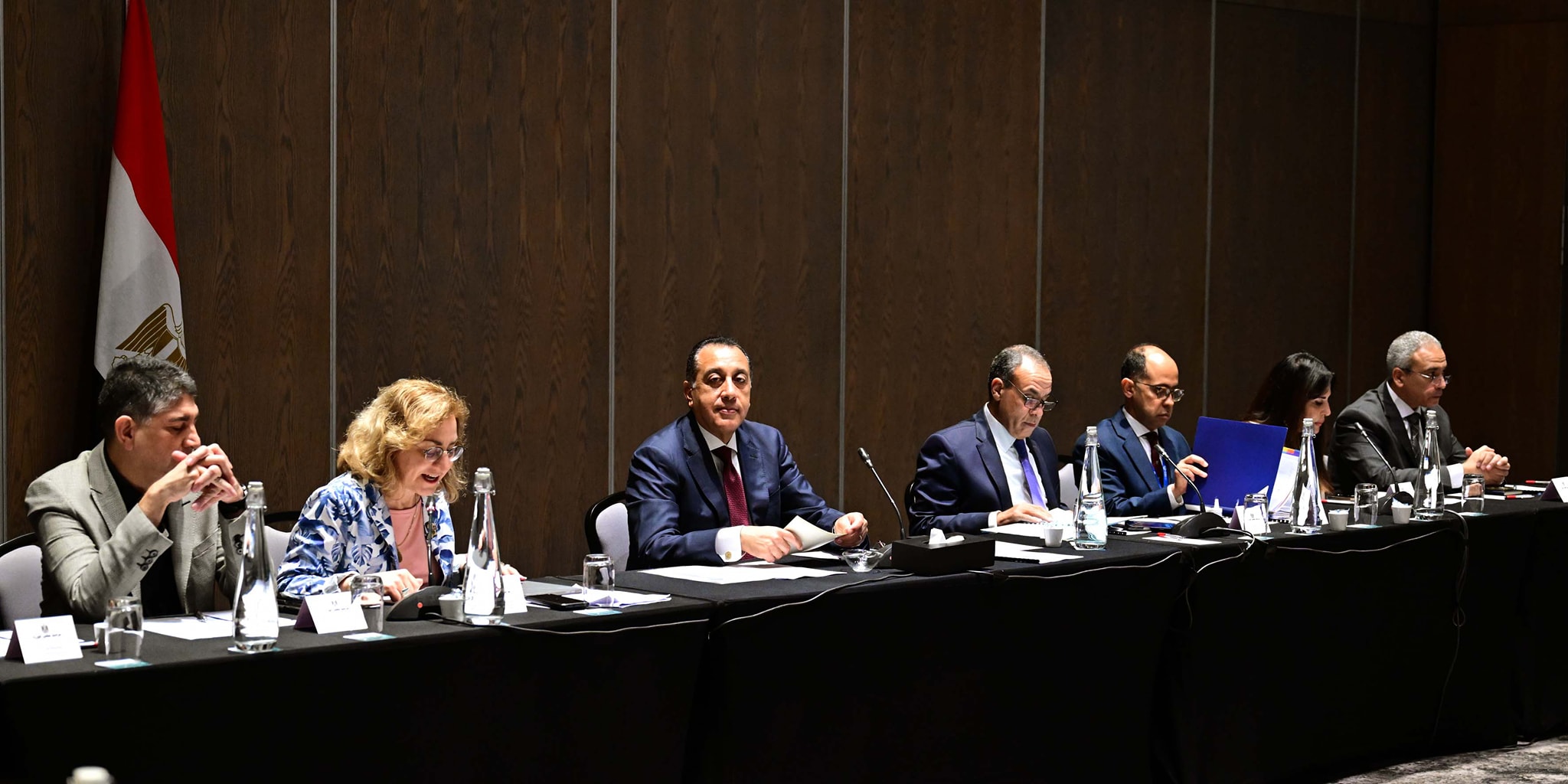 مدبولي يجتمع مع ممثلي كبريات الشركات والمؤسسات الفكرية