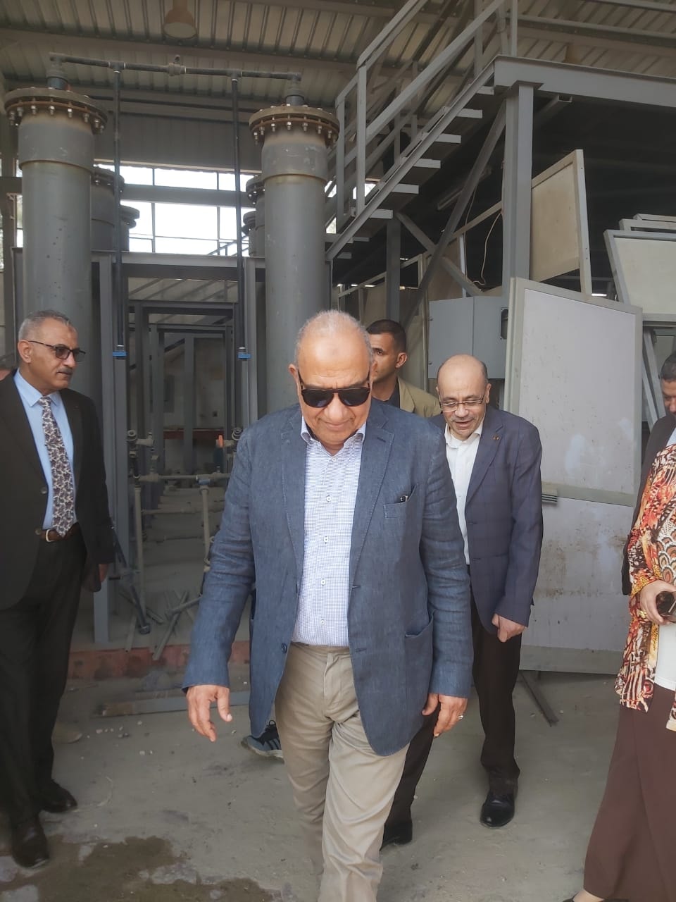 وزير الكهرباء يتفقد مجمع الوحدات التكنولوجية بأنشاص