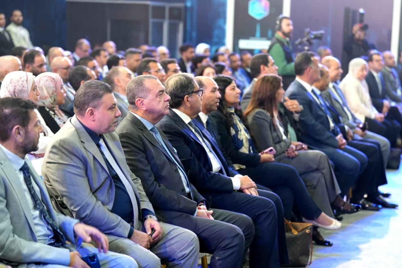 وزير المالية في حوار مفتوح مع ممثلي شركات التكنولوجيا