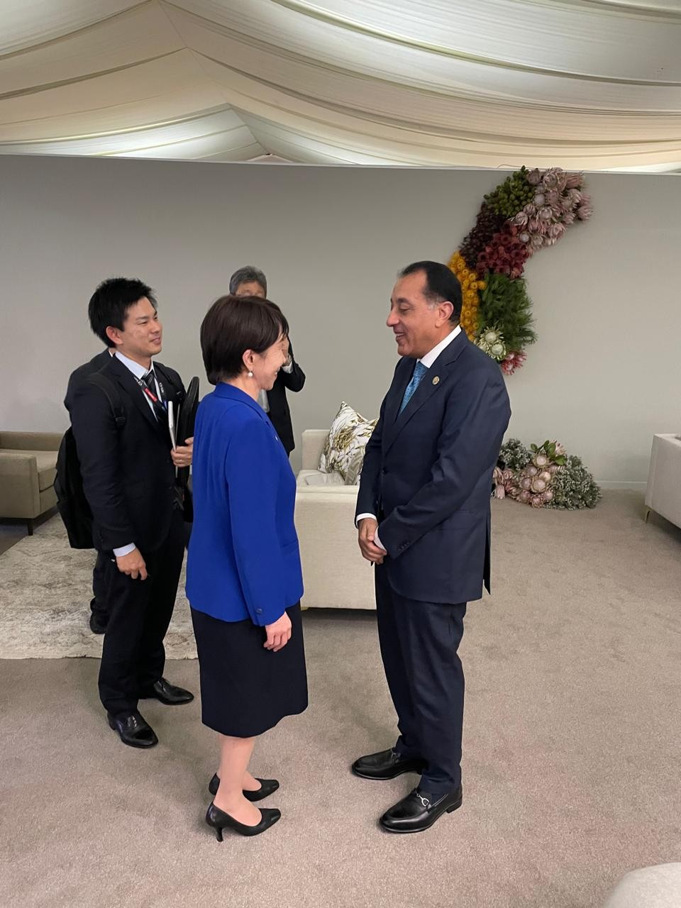 رئيس الوزراء يلتقى رئيسة وزراء اليابان