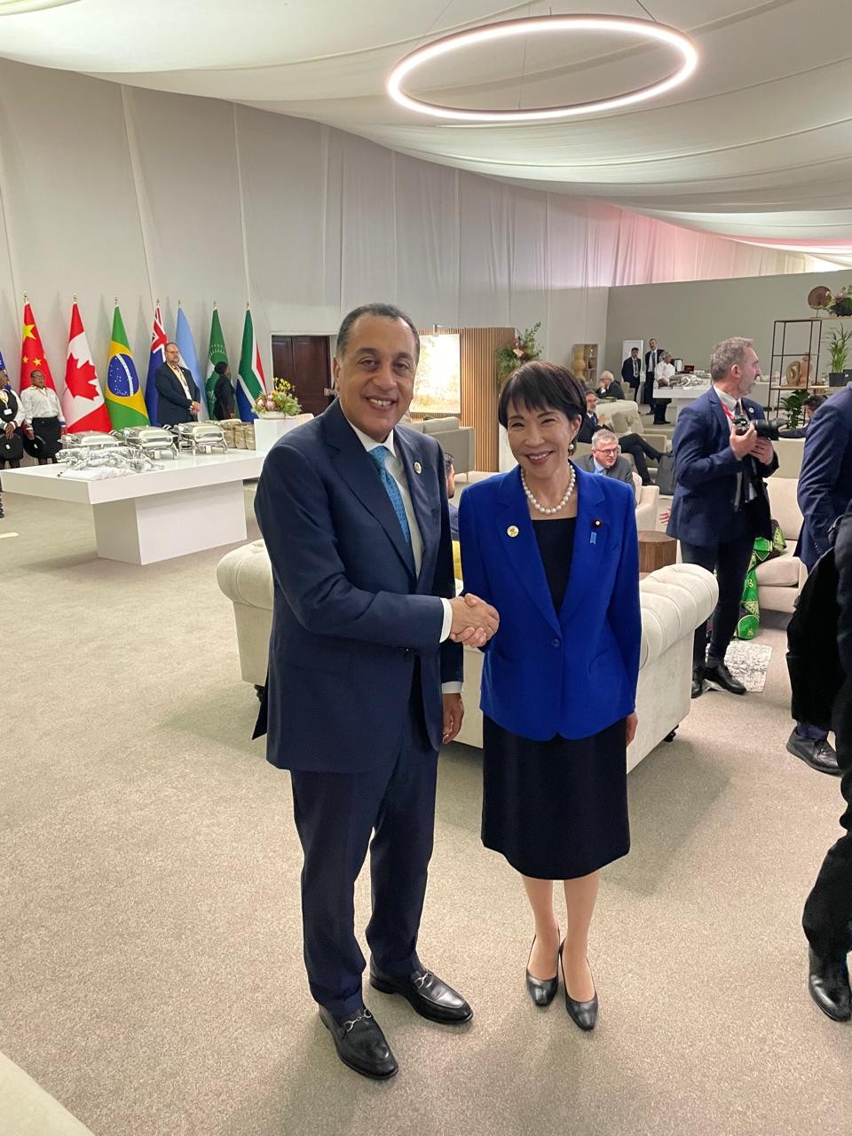 رئيس الوزراء يلتقى رئيسة وزراء اليابان