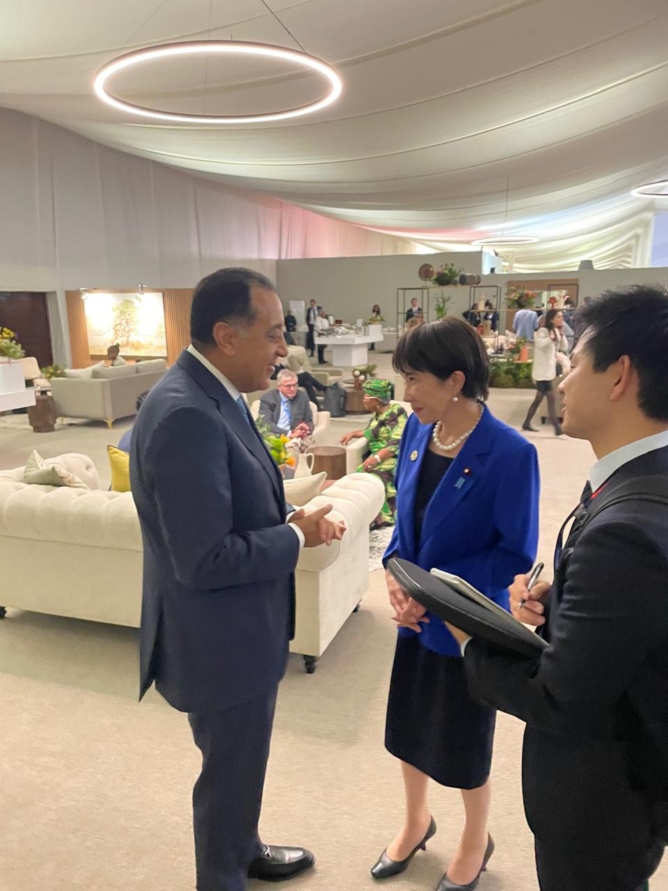 رئيس الوزراء يلتقى رئيسة وزراء اليابان