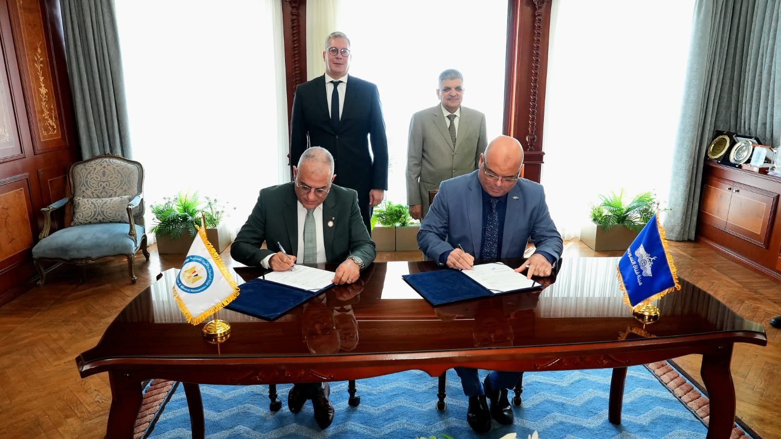 توقيع مذكرة تفاهم بين وزارة البترول وهيئة قناة السويس