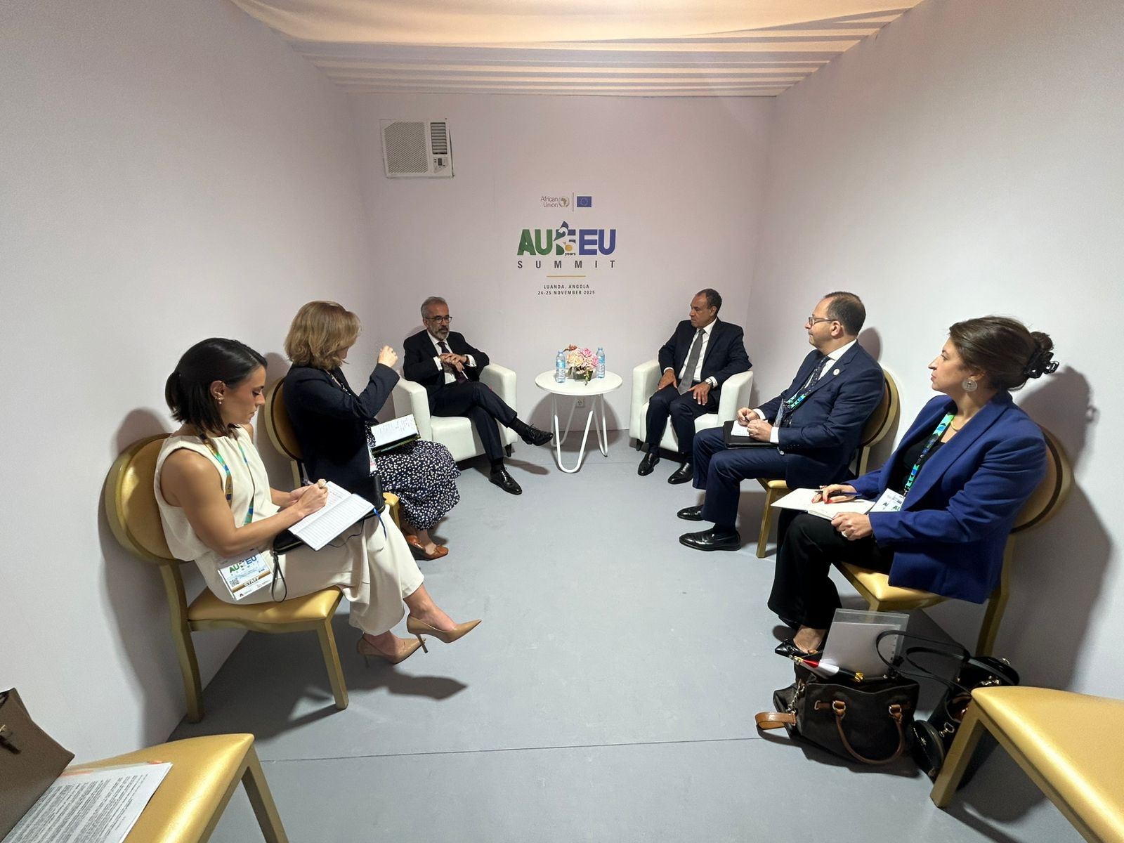 وزير الخارجية يلتقى مع نظيره البرتغالى