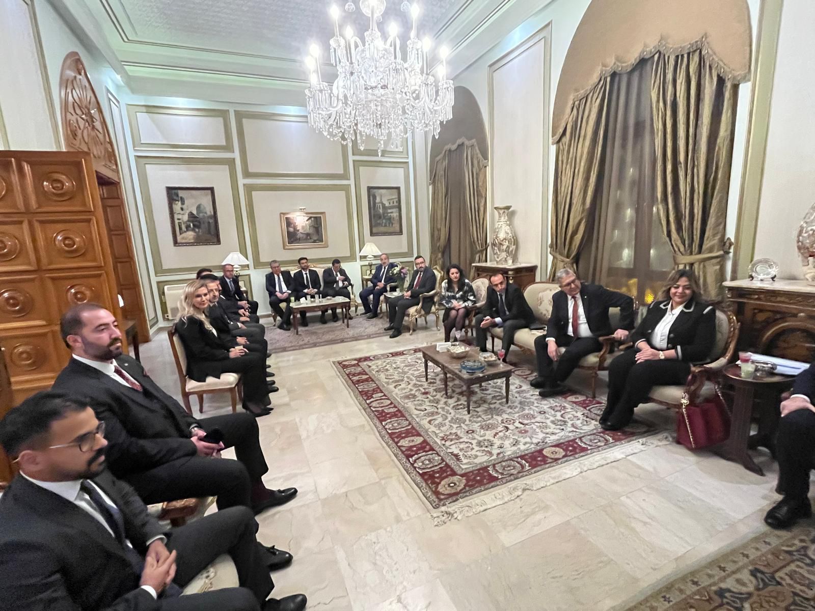 وزير الصحة والسكان يلتقي وفد اتحاد الغرف التركية