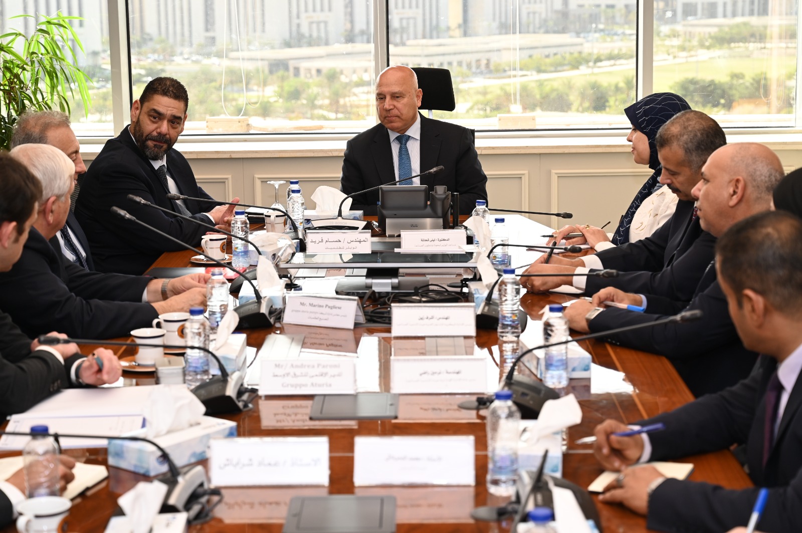 كامل الوزير يجتمع مع ممثلي شركة الوايلر فريد حسنين للطلمبات وشركة فيلم الإيطالية 