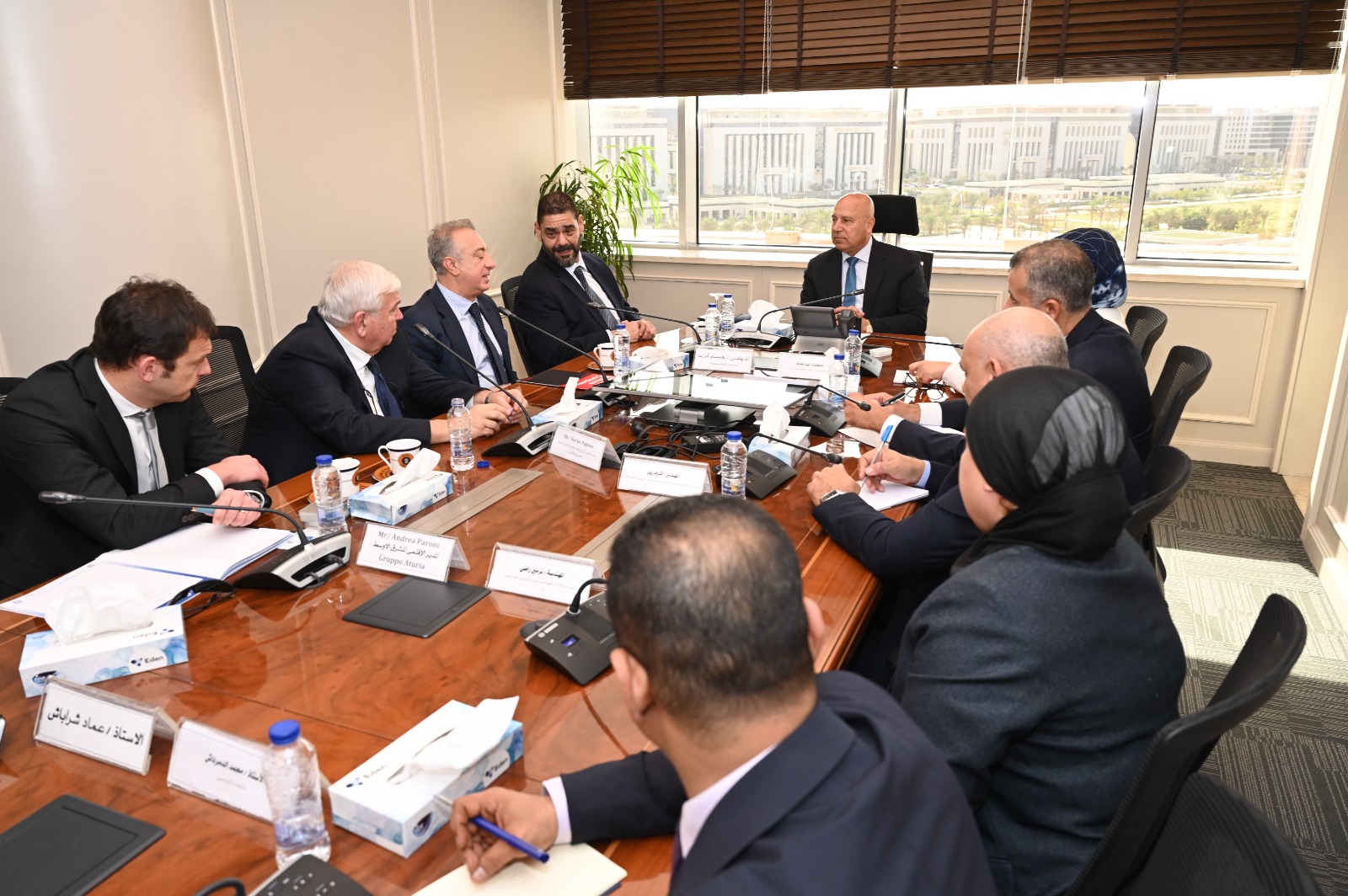 كامل الوزير يجتمع مع ممثلي شركة الوايلر فريد حسنين للطلمبات وشركة فيلم الإيطالية 