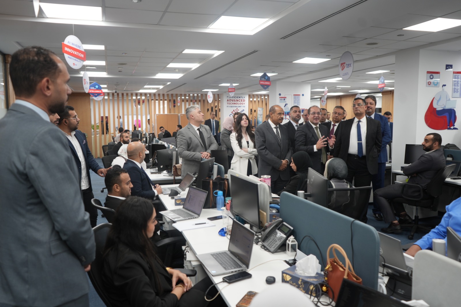 وزير المالية يترأس إجتماع مجلس إدارة شركة «إى تاكس»