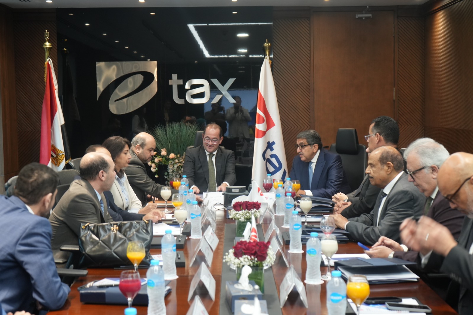 وزير المالية يترأس إجتماع مجلس إدارة شركة «إى تاكس»