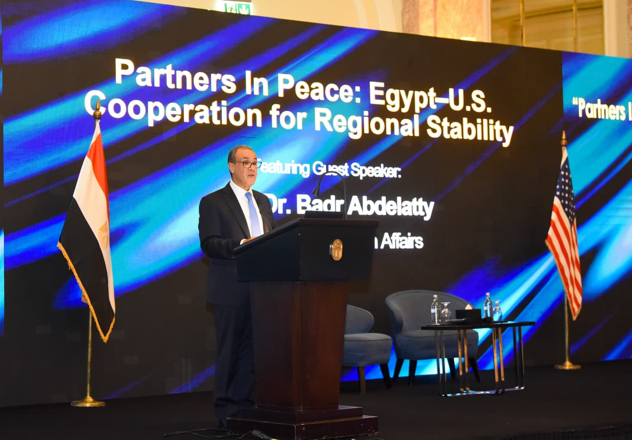 لقاء بدر عبد العاطى وزير الخارجية مع أعضاء غرفة التجارة الأمريكية فى مصر