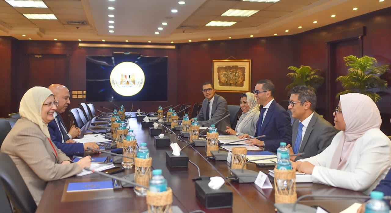وزارة الاستثمار تناقش موازنة برنامج رد أعباء الصادرات 2026-2025