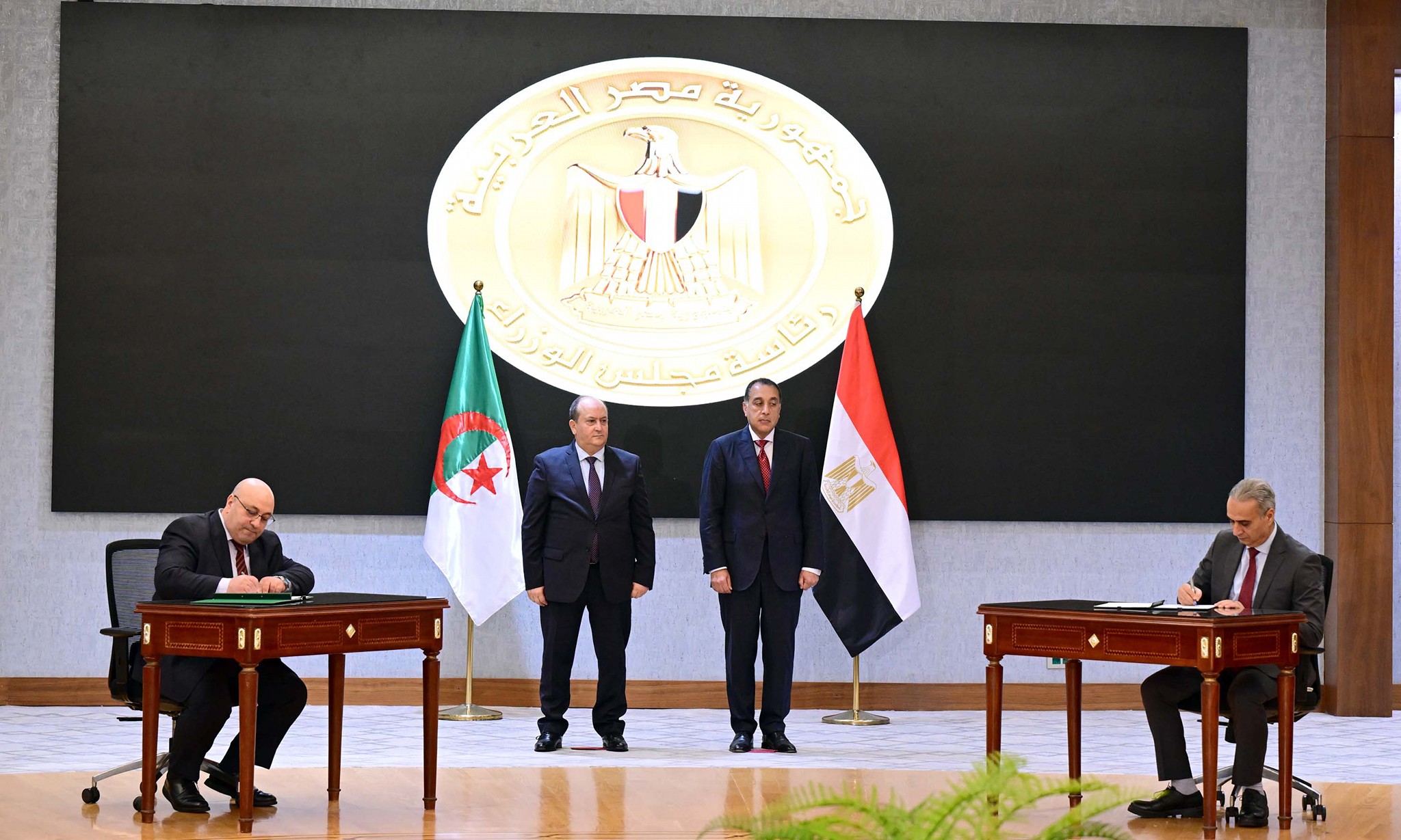 توقيع مذكرة تفاهم بين مصر والجزائر 