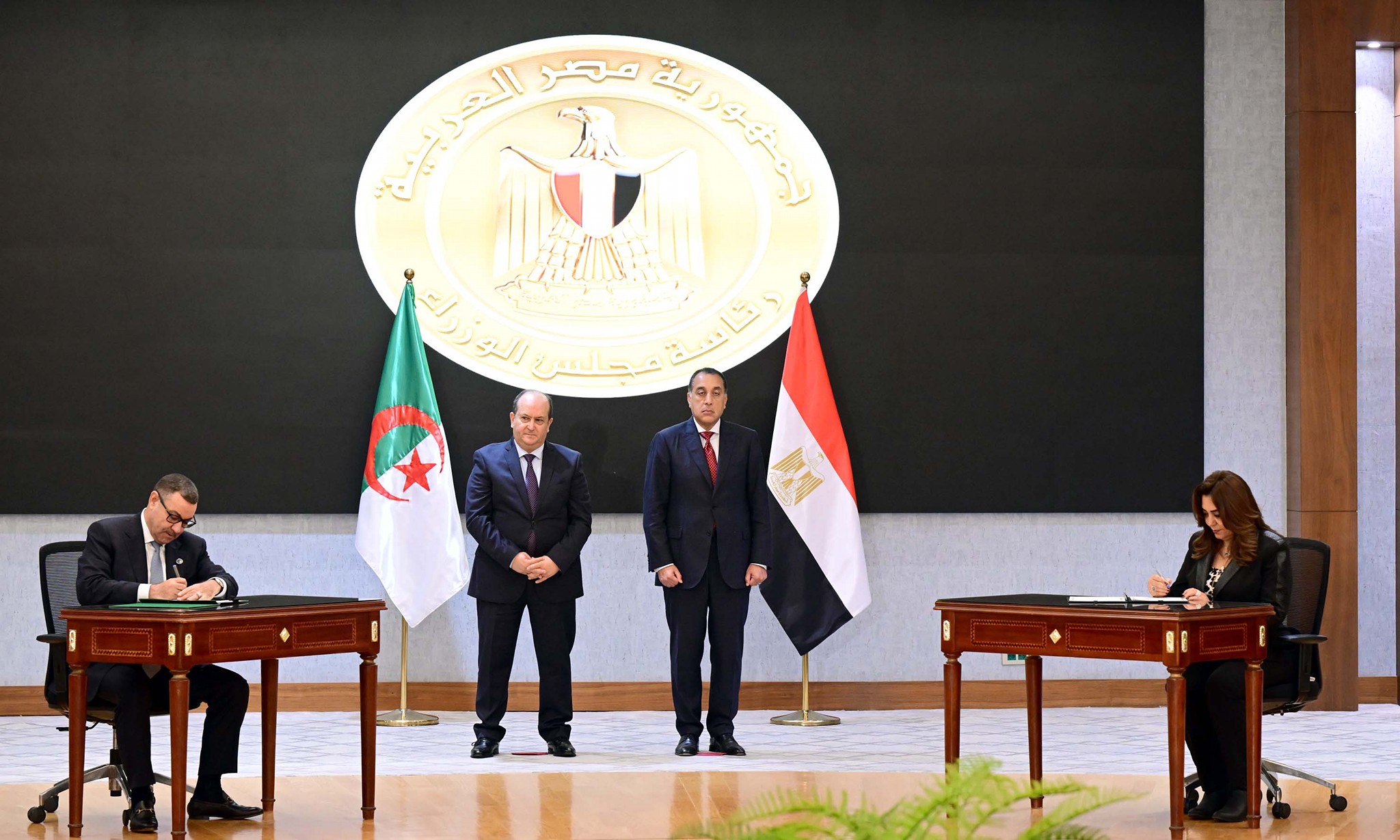 توقيع مذكرة تفاهم بين مصر والجزائر 
