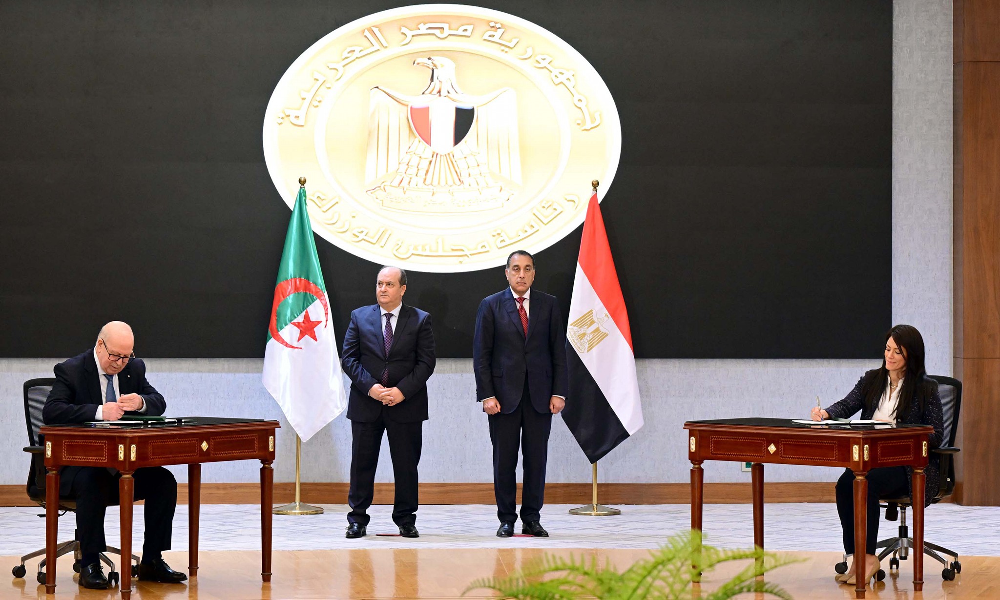 توقيع مذكرة تفاهم بين مصر والجزائر 