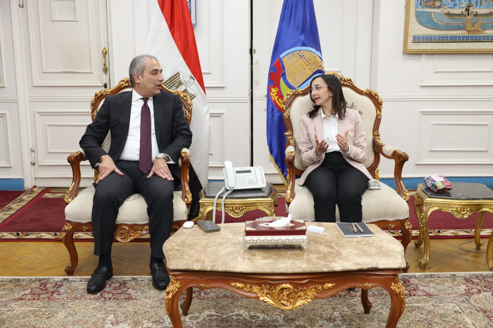 رئيس البنك الزراعي المصري مع محافظ البحيرة