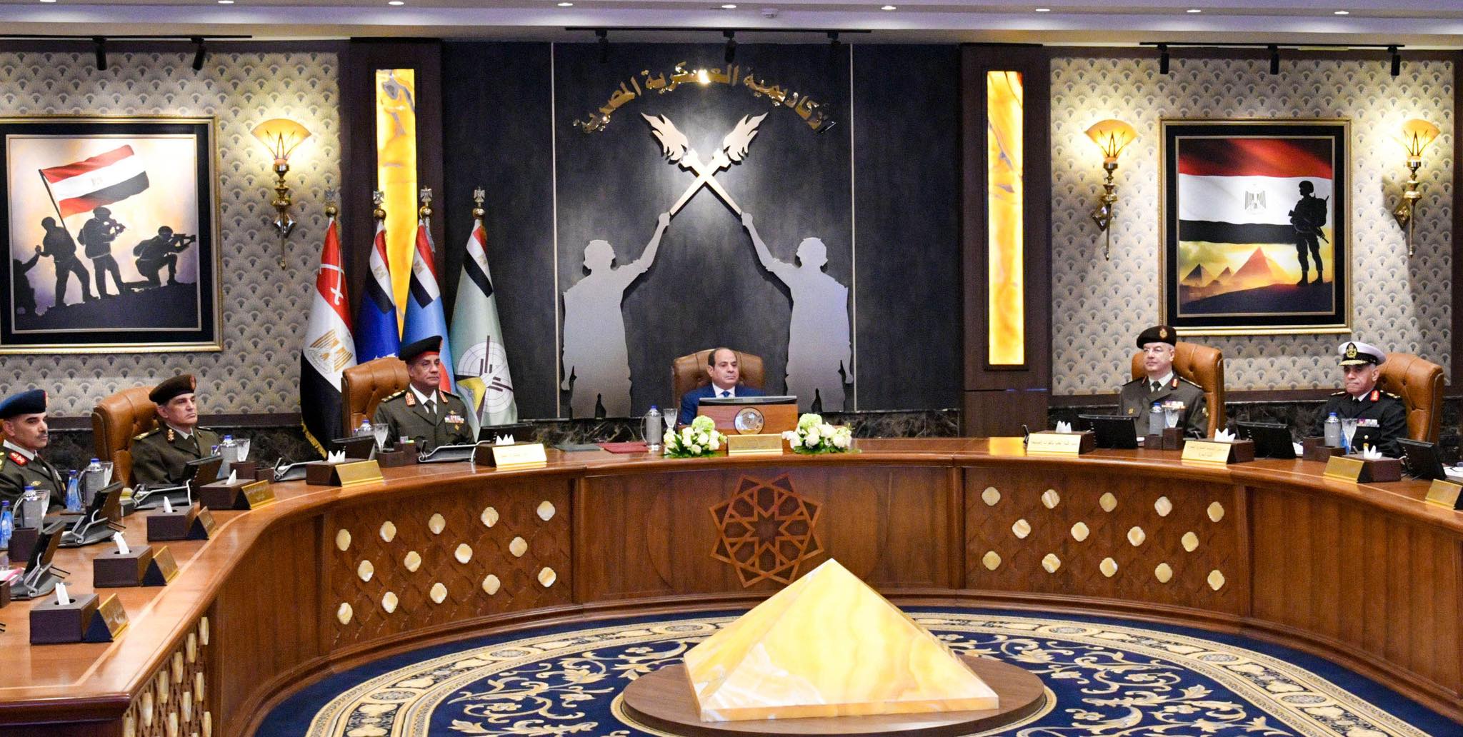 السيسي يشهد اختبارات كشف الهيئة للطلبة المتقدمين للأكاديمية العسكرية