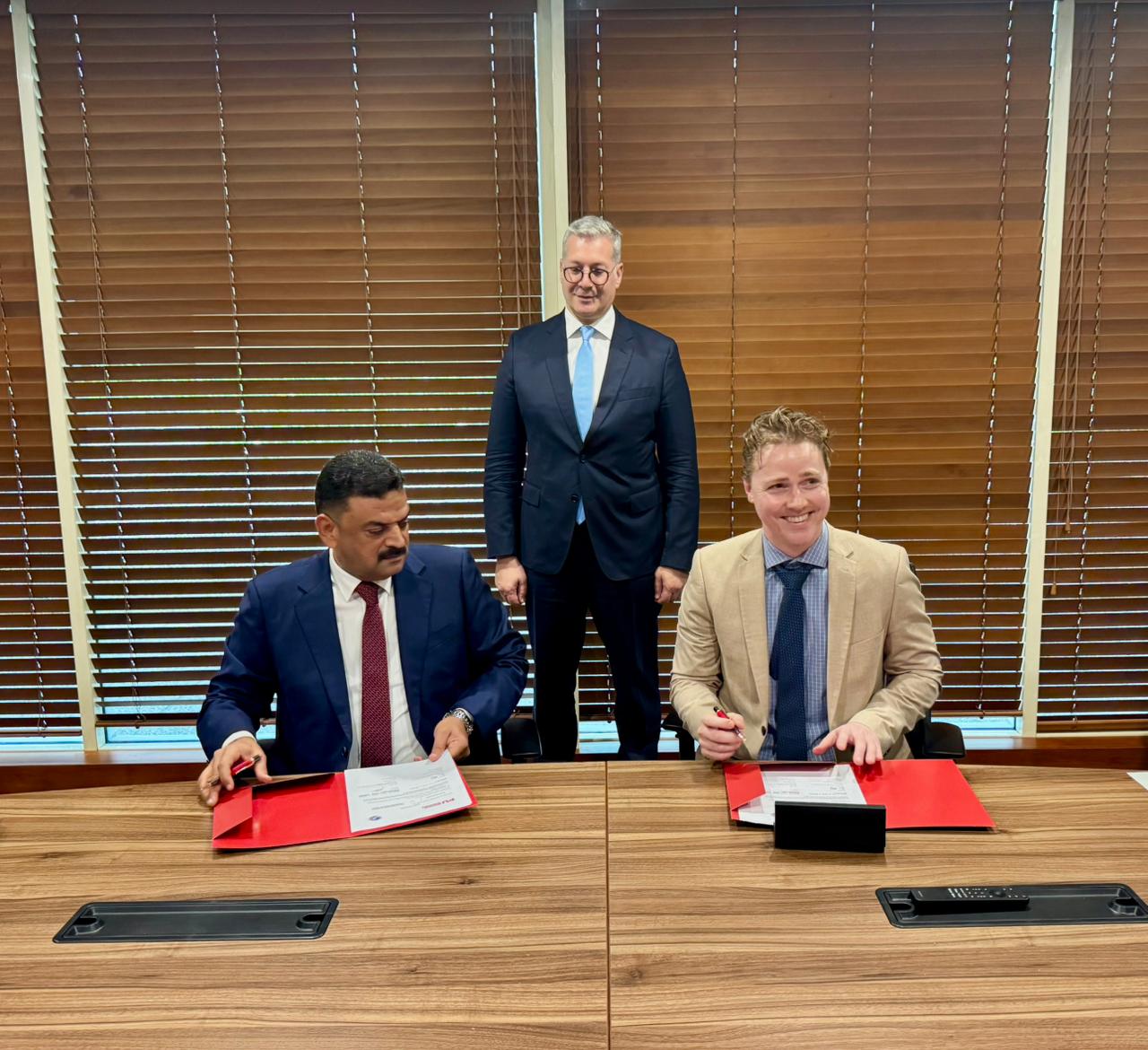 وزير البترول يشهد توقيع خطاب نوايا مع جامعة مردوخ الأسترالية