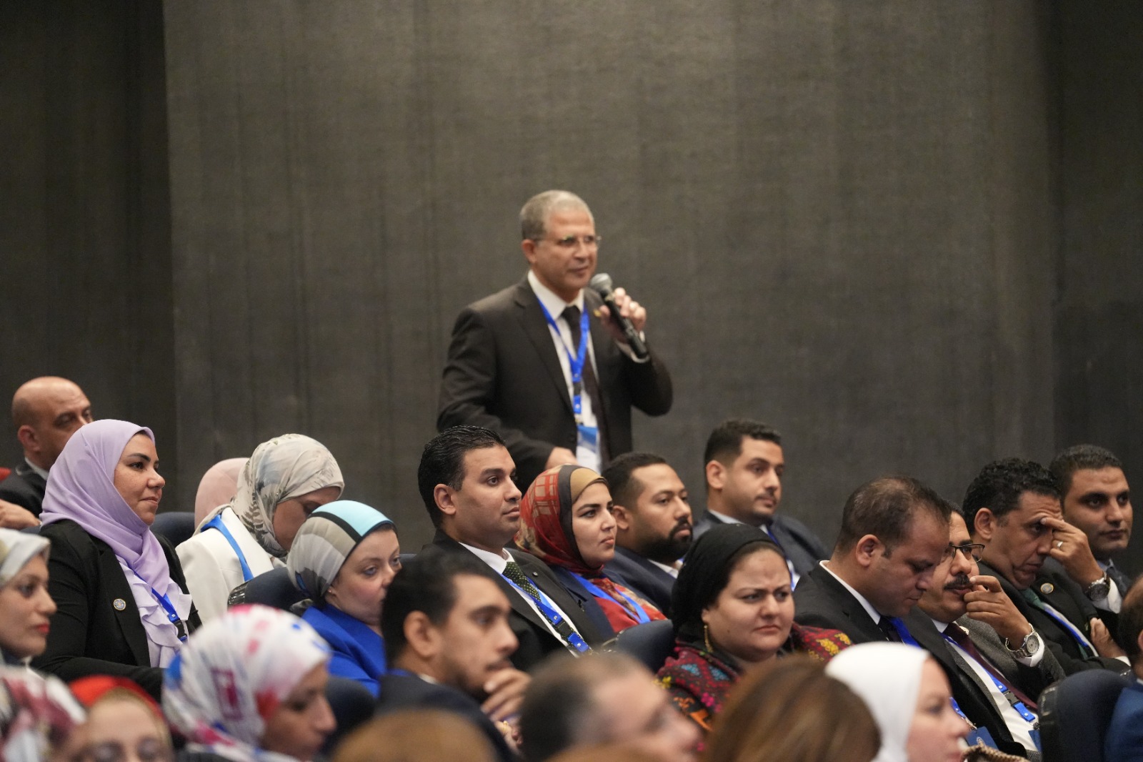 وزير المالية فى حوار مفتوح مع خريجي مبادرات إعداد الكوادر البشرية من العاملين بوزارة المالية