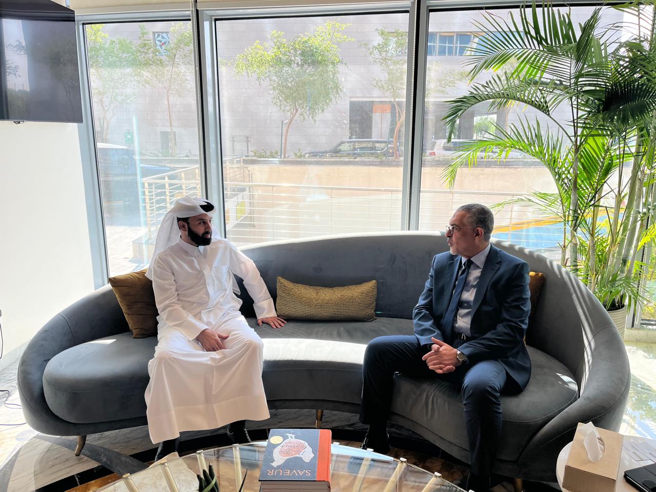حسام هيبة يجتمع مع الرئيس التنفيذي لشركة قطر للتعدين