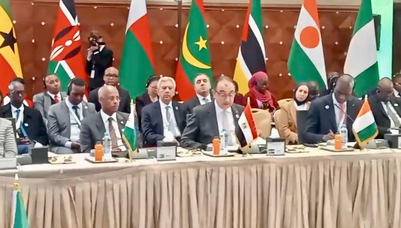 وزير قطاع الأعمال يشارك في المؤتمر الأفريقي