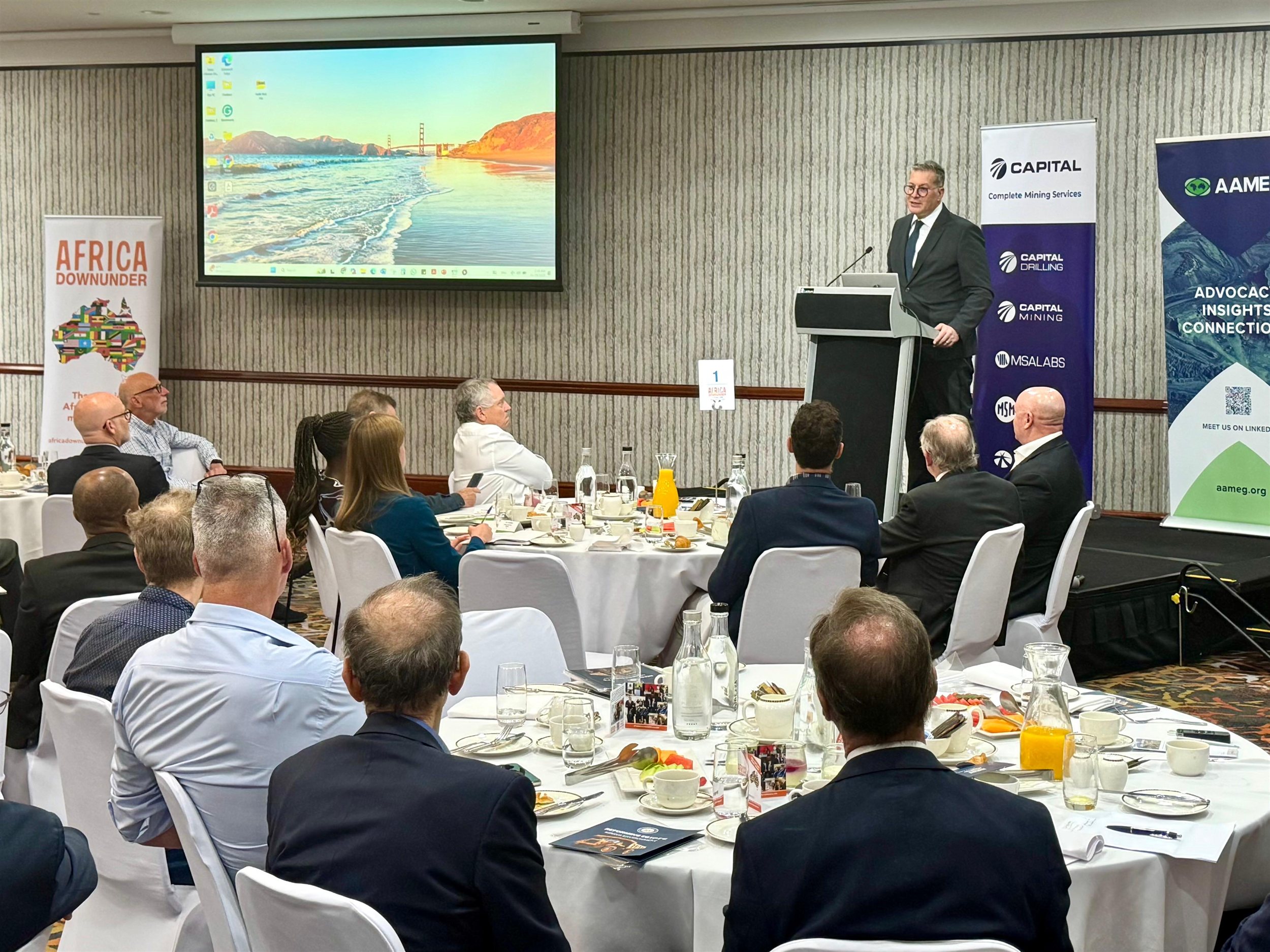 بدوي يجتمع بالشركات الأسترالية لجذب الاستثمار بقطاع التعدين