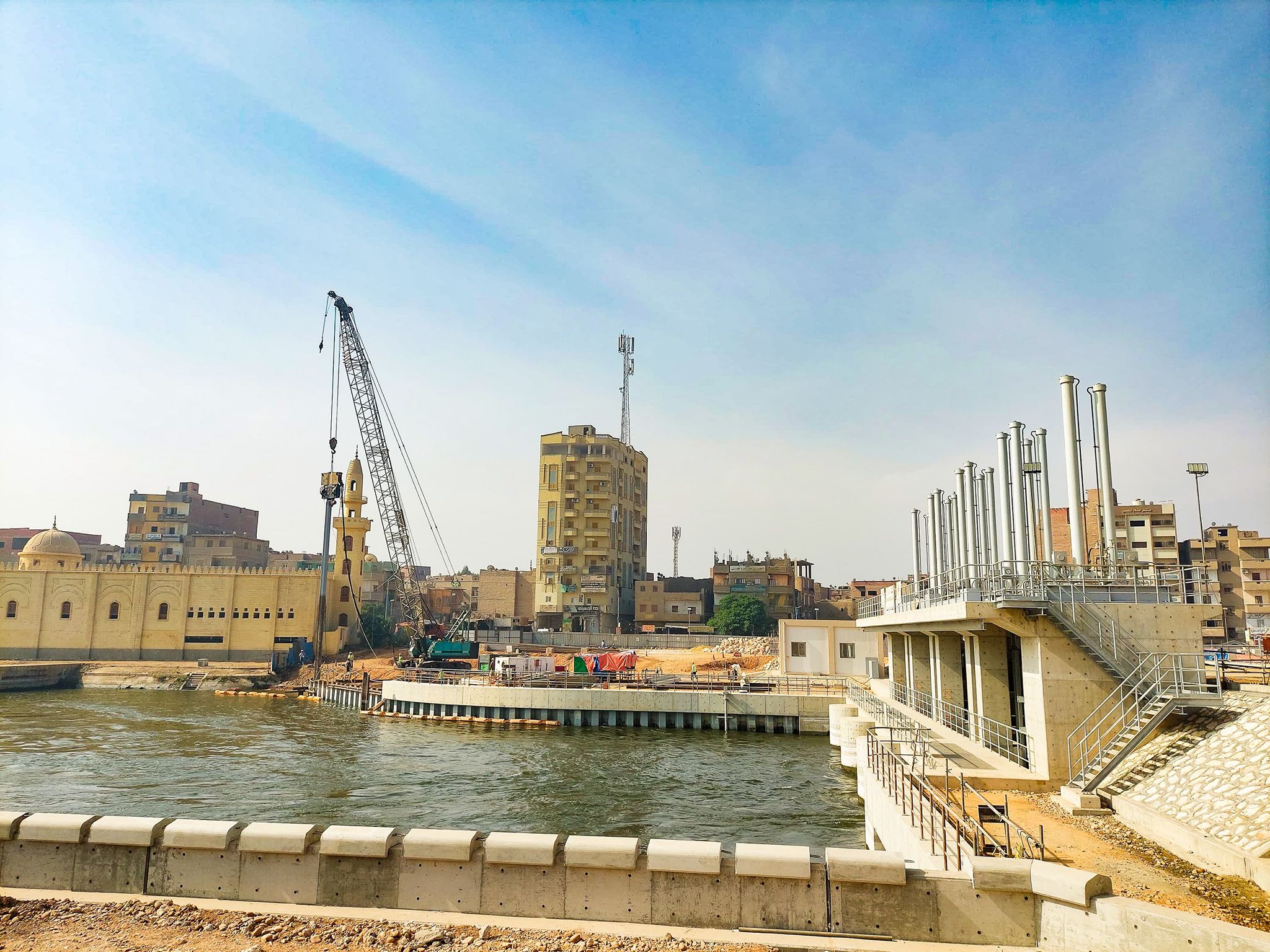 مشروع إنشاء مجموعة قناطر ديروط الجديدة