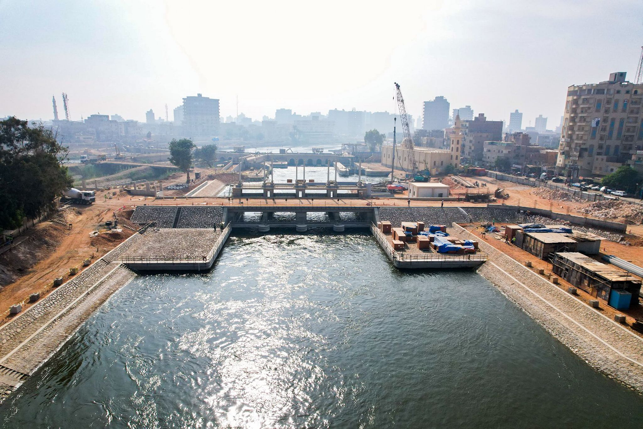 مشروع إنشاء مجموعة قناطر ديروط الجديدة