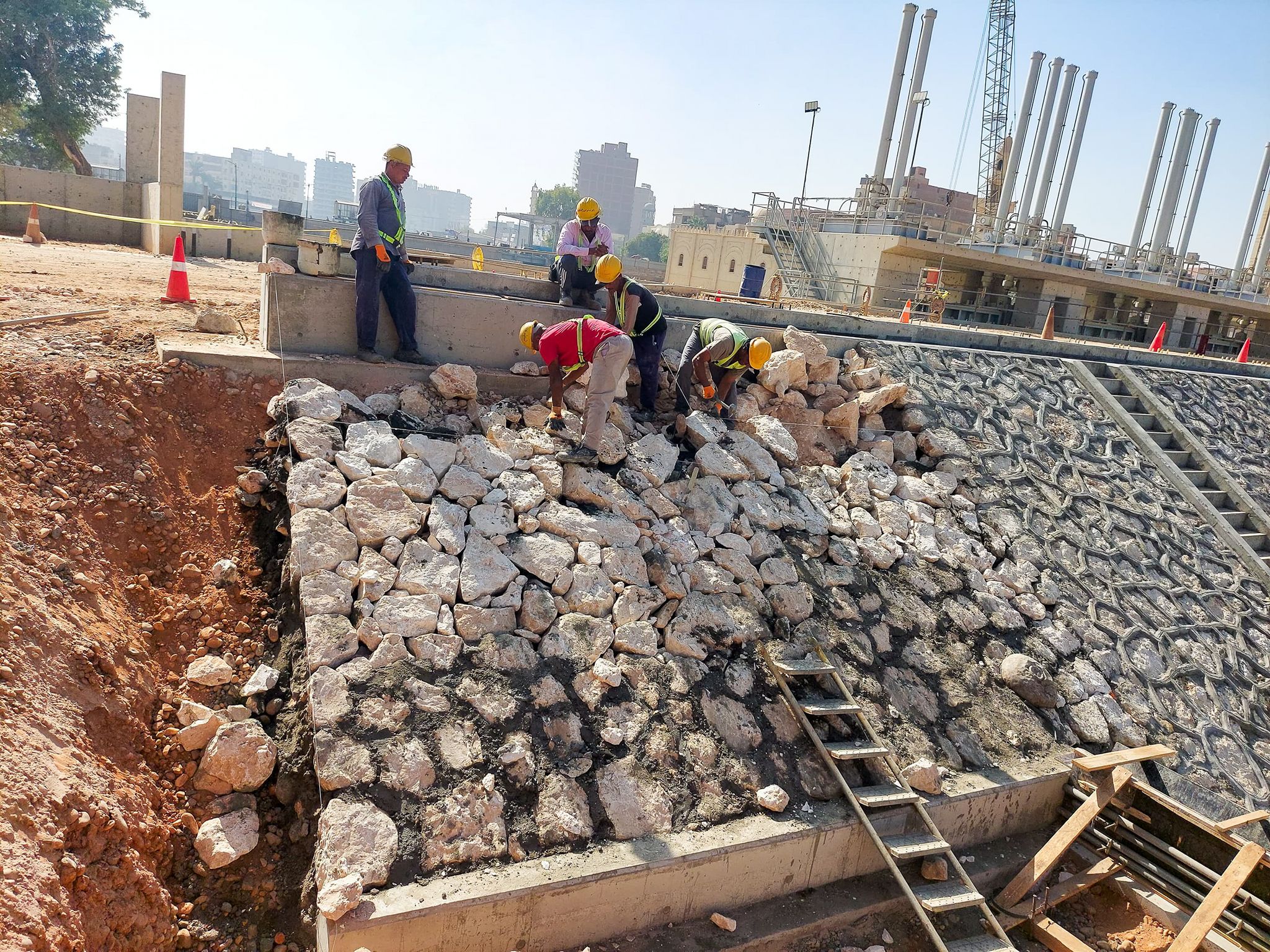 مشروع إنشاء مجموعة قناطر ديروط الجديدة