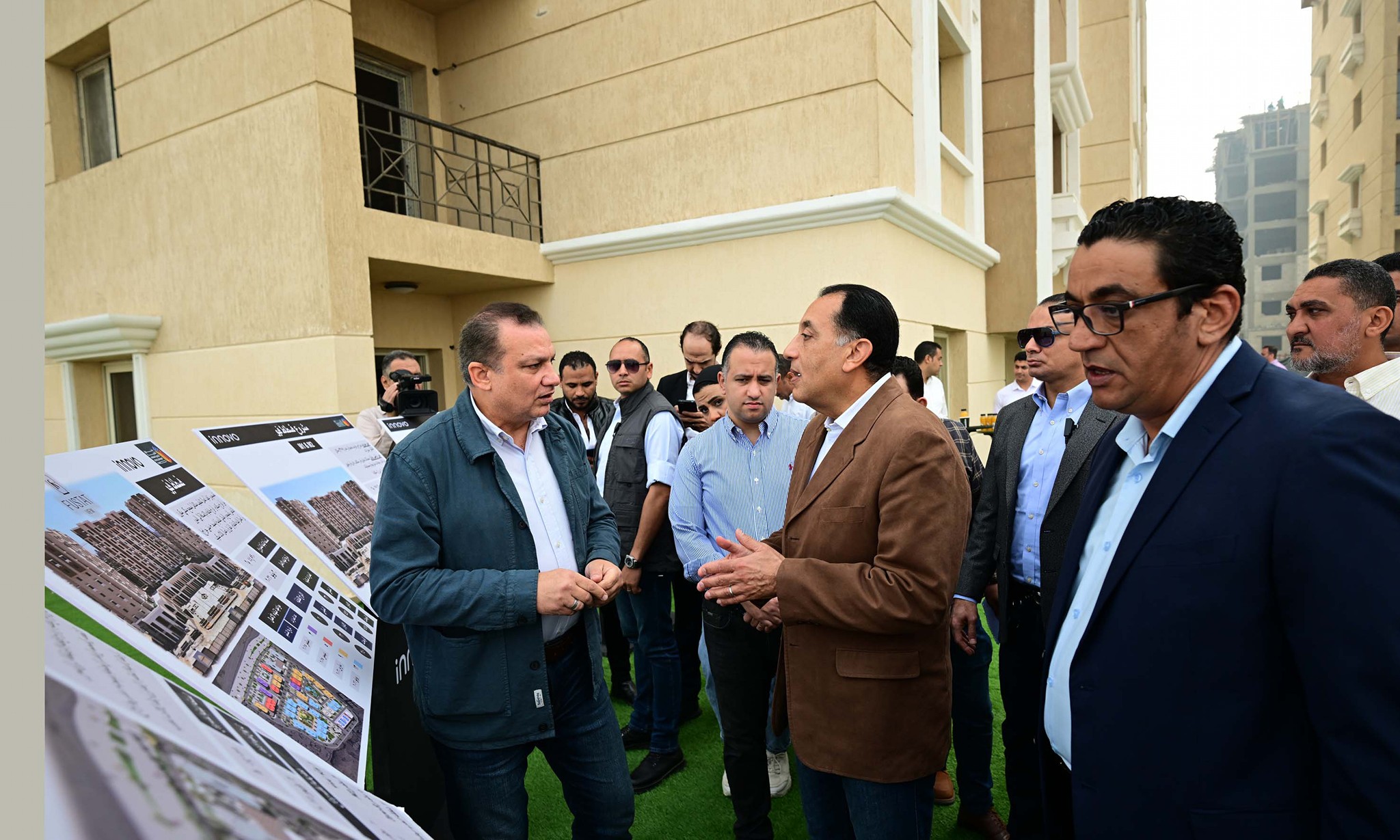 رئيس الوزراء يتفقد مشروع الفسطاط فيو
