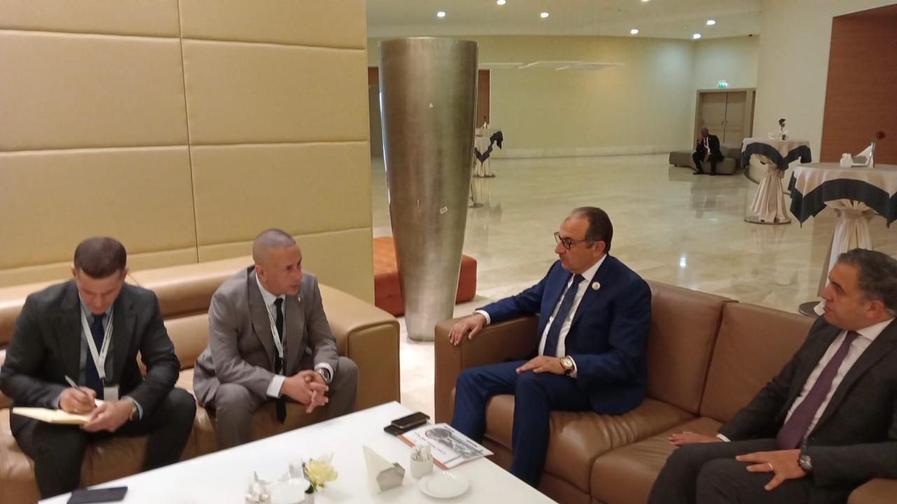 شيمي يلتقي مع المدير العام لمؤسسة تطوير صناعة السيارات