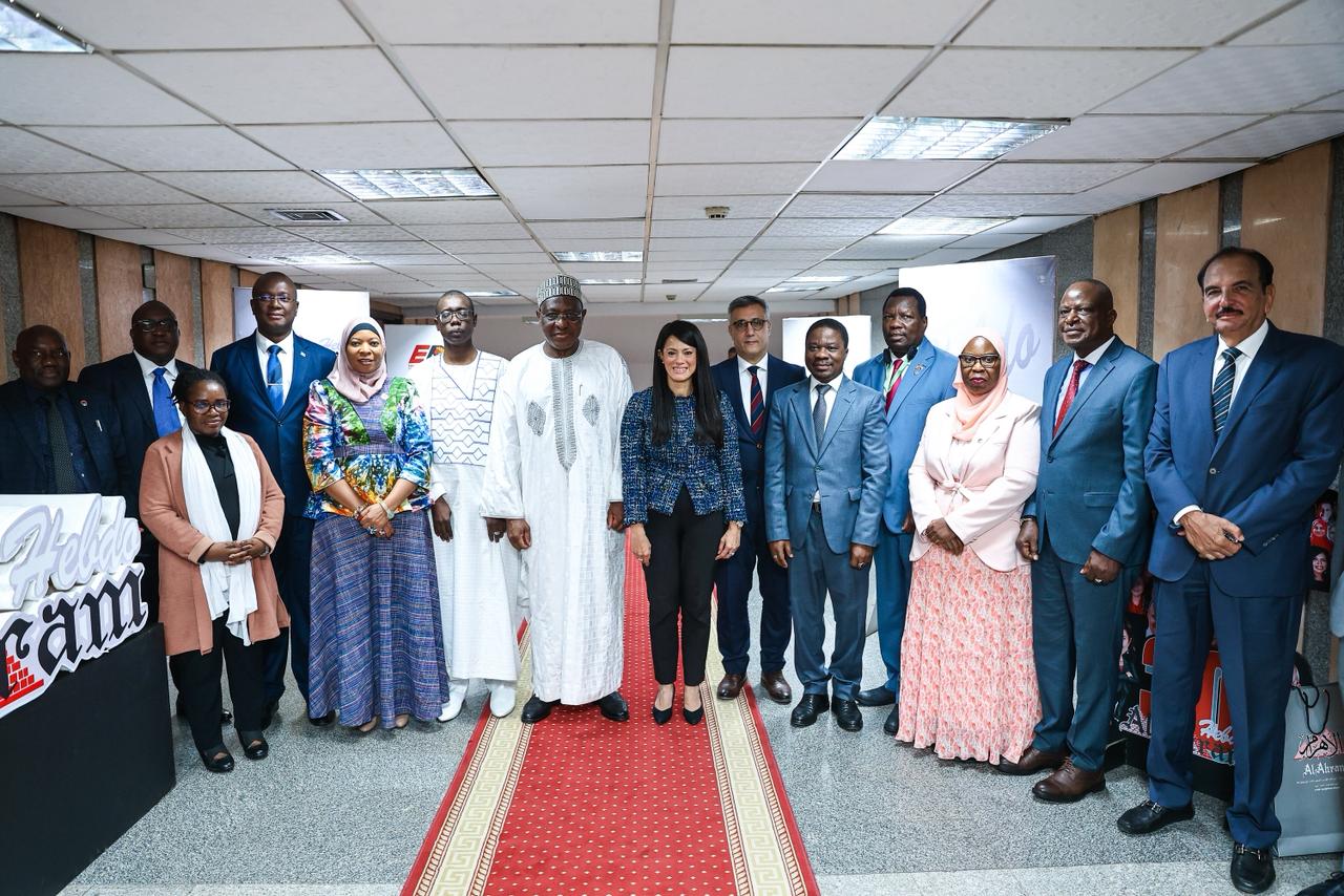 وزيرة التخطيط والتعاون الدولي تلقتي سفراء 7 دول أفريقية