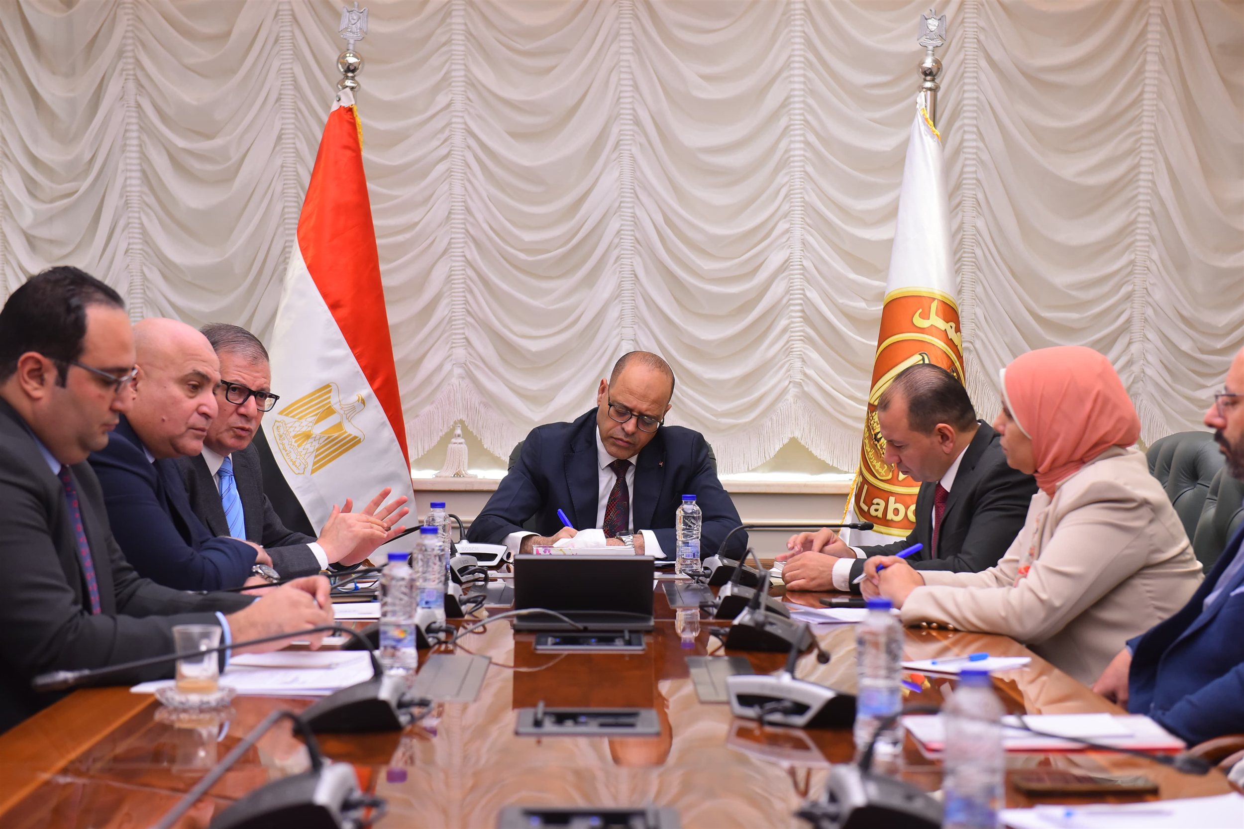 تعاون بين وزارة العمل والهيئة القومية للتأمين الاجتماعي