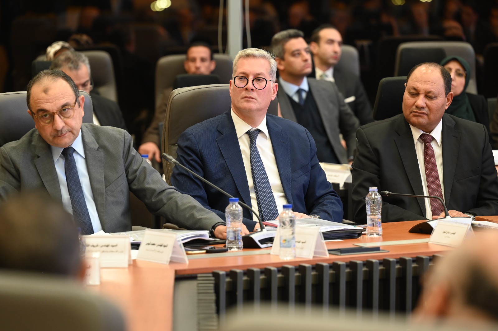 الوزير يترأس اجتماع المجموعة الوزارية للتنمية الصناعية