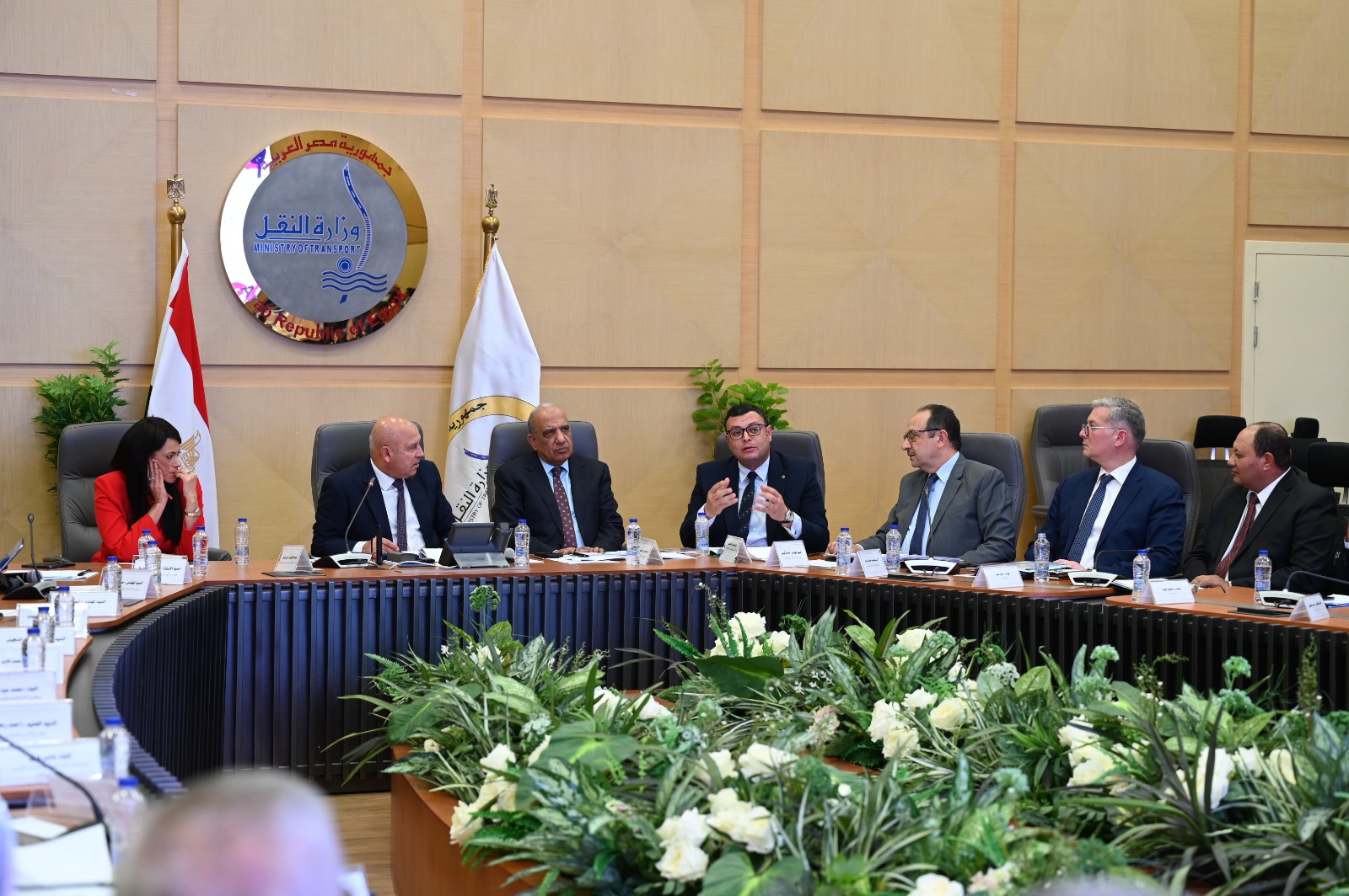 الوزير يترأس اجتماع المجموعة الوزارية للتنمية الصناعية