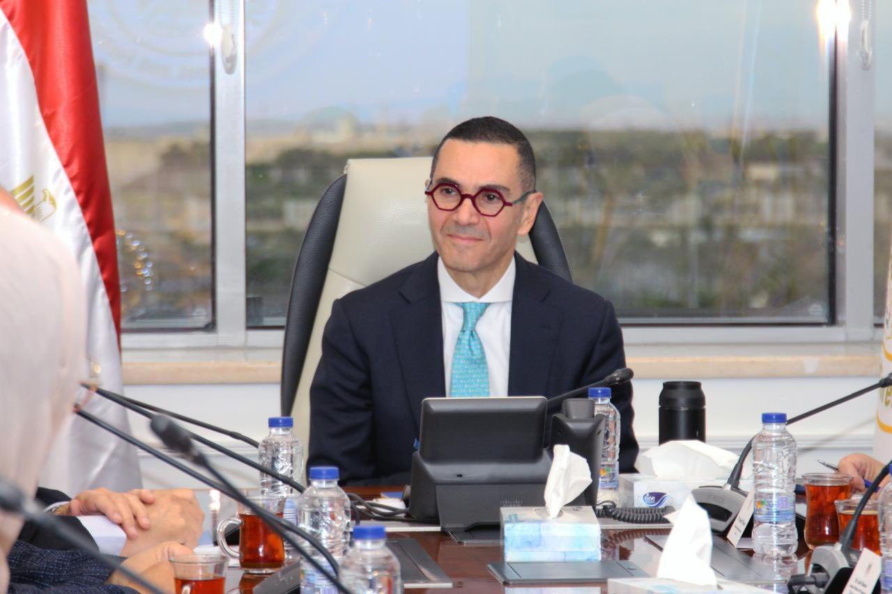 المهندس حسن الخطيب وزير الاستثمار والتجارة الخارجية 