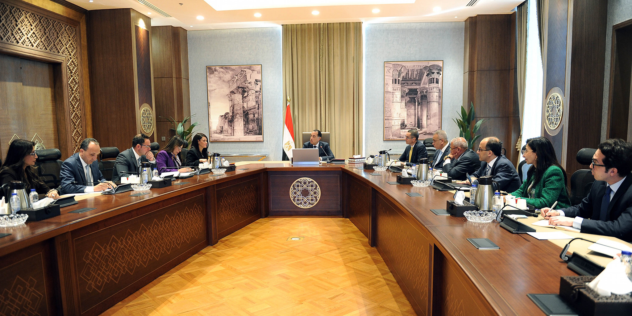 مدبولي يتابع مستجدات موقف تحديث وثيقة سياسة ملكية الدولة