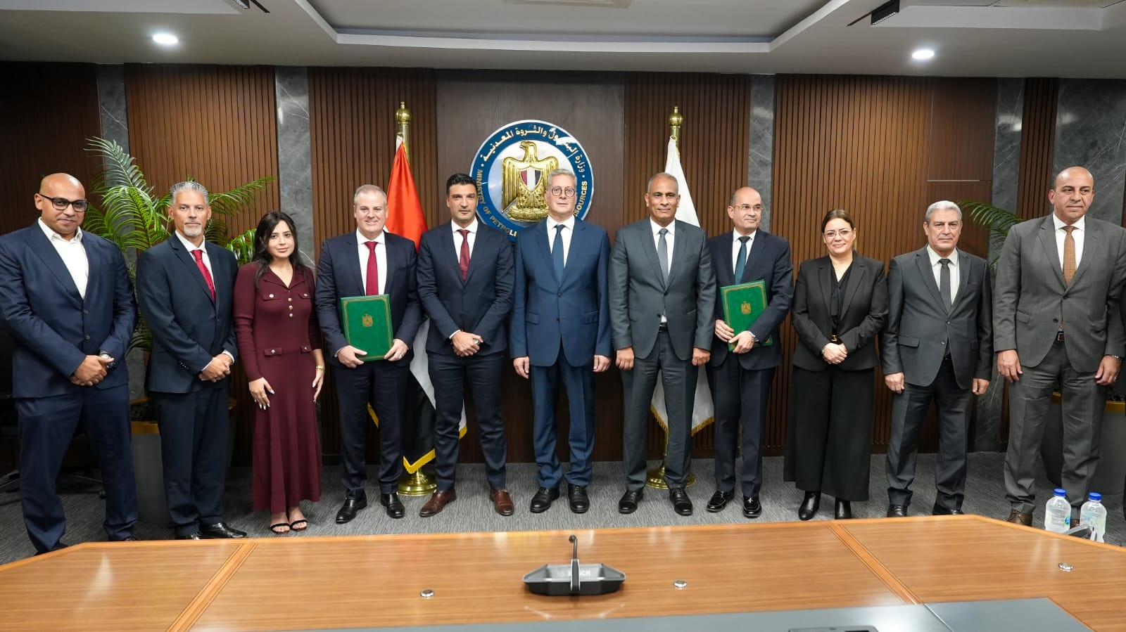 وزير البترول يشهد توقيع عقد رخصة إنتاج وقود الطائرات 