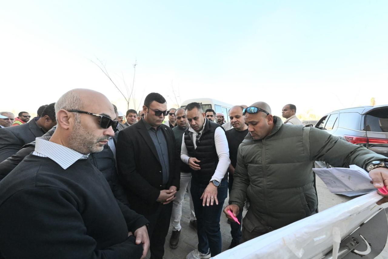 وزير الإسكان يتفقد مشروع سكن لكل المصريين بالعلمين الجديدة