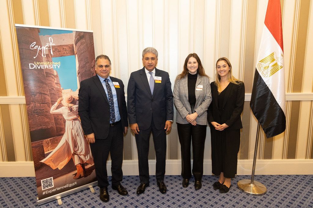 وزير السياحة يجتمع مع أبرز المؤسسات الصحفية الأمريكية