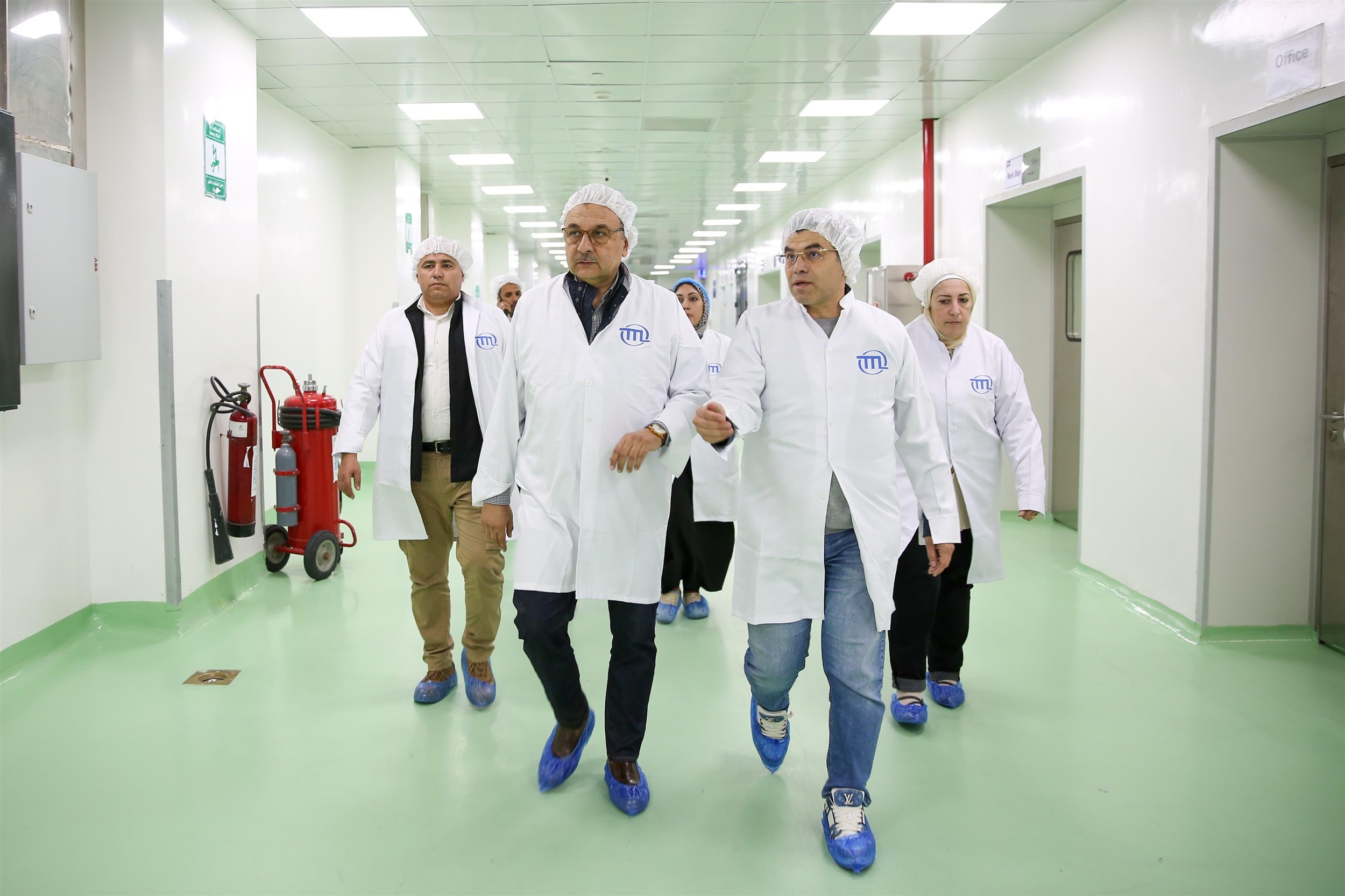 وزير قطاع الأعمال العام يتفقد شركة ممفيس للأدوية