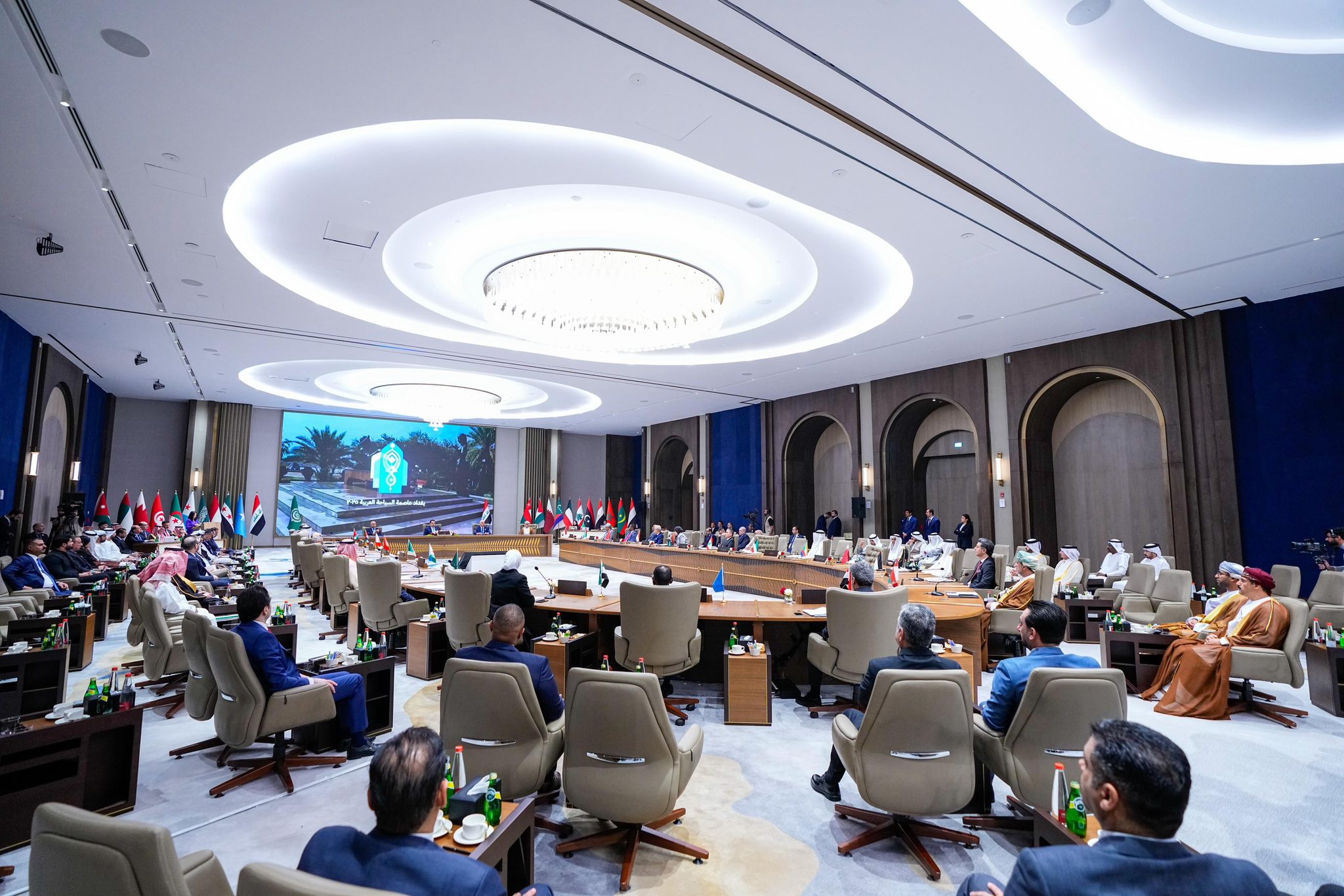 نائب الوزير تشارك في اجتماع الدورة الـ 28 للمجلس الوزاري العربي للسياحة بالعراق