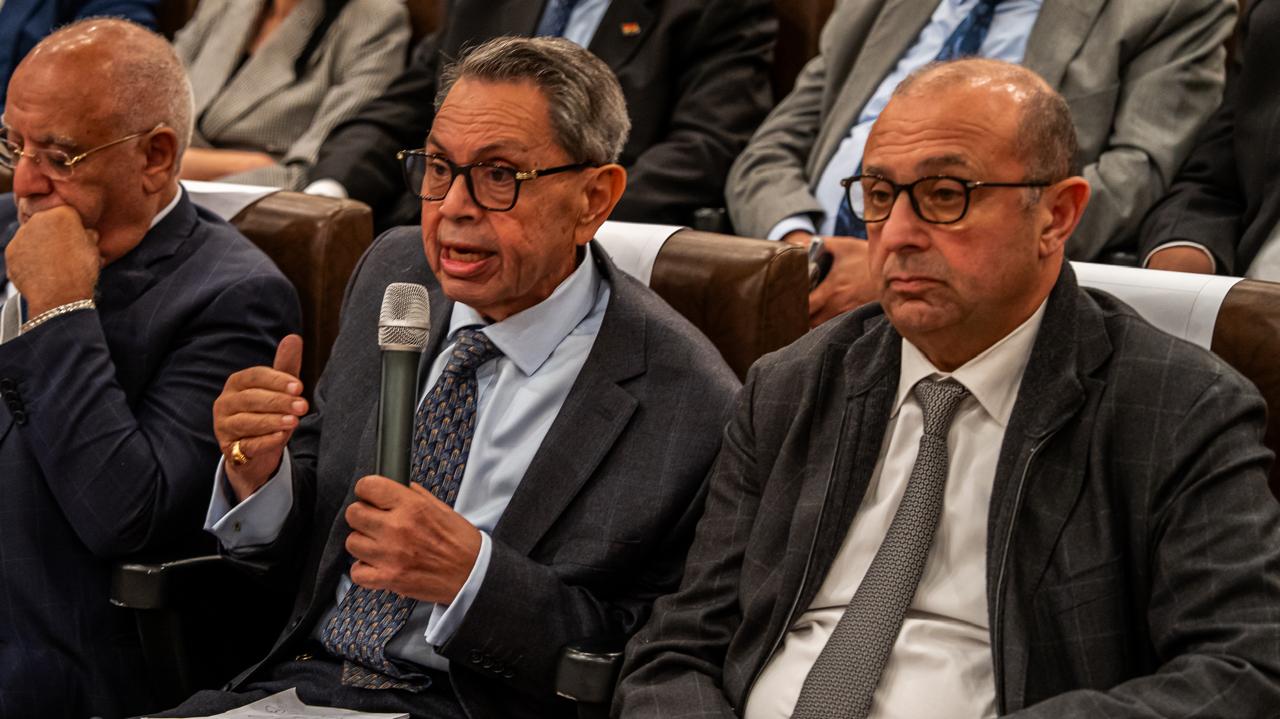 لقاء وزير المالية مع ممثلي المجتمع التجارى بمقر الاتحاد العام للغرف التجارية