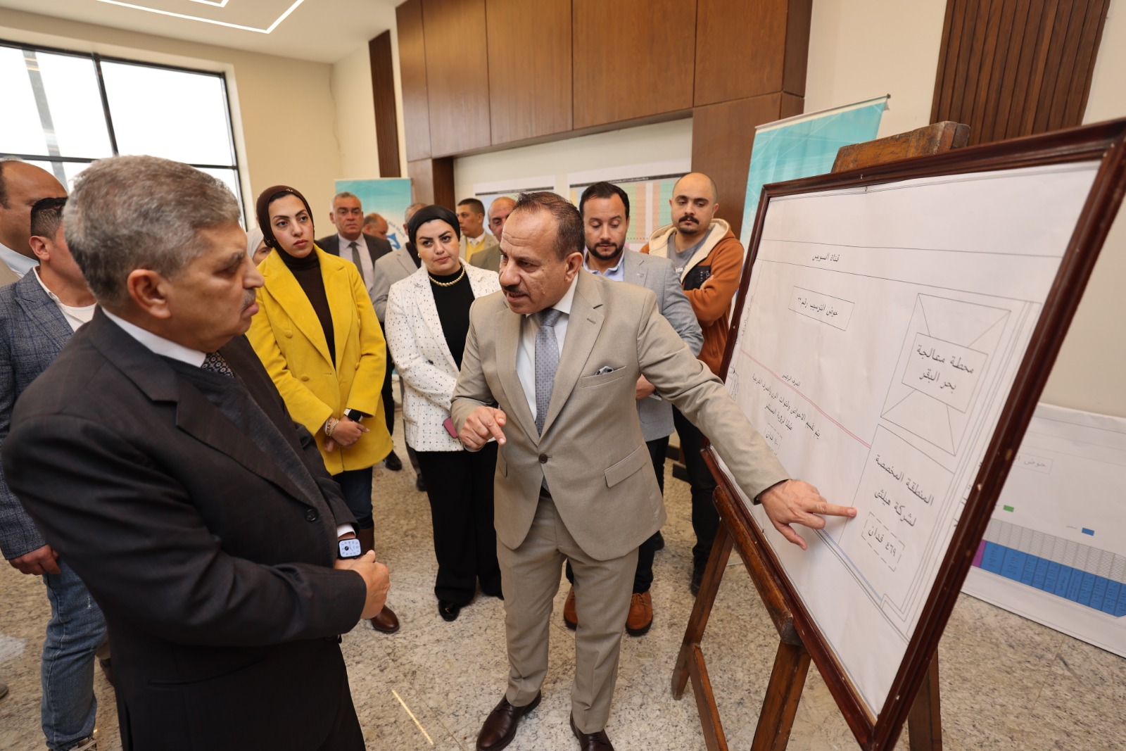 أسامة ربيع ومحافظ بورسعيد يتفقدان بعض المشروعات بالمحافظة