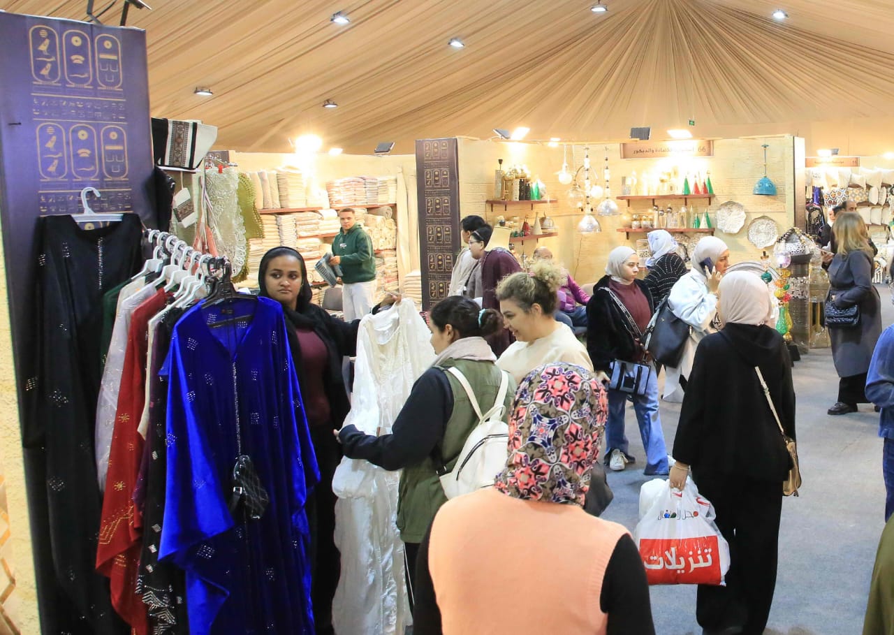 جهاز تنمية المشروعات يفتتح المرحلة الثانية من معرض «تراثنا»