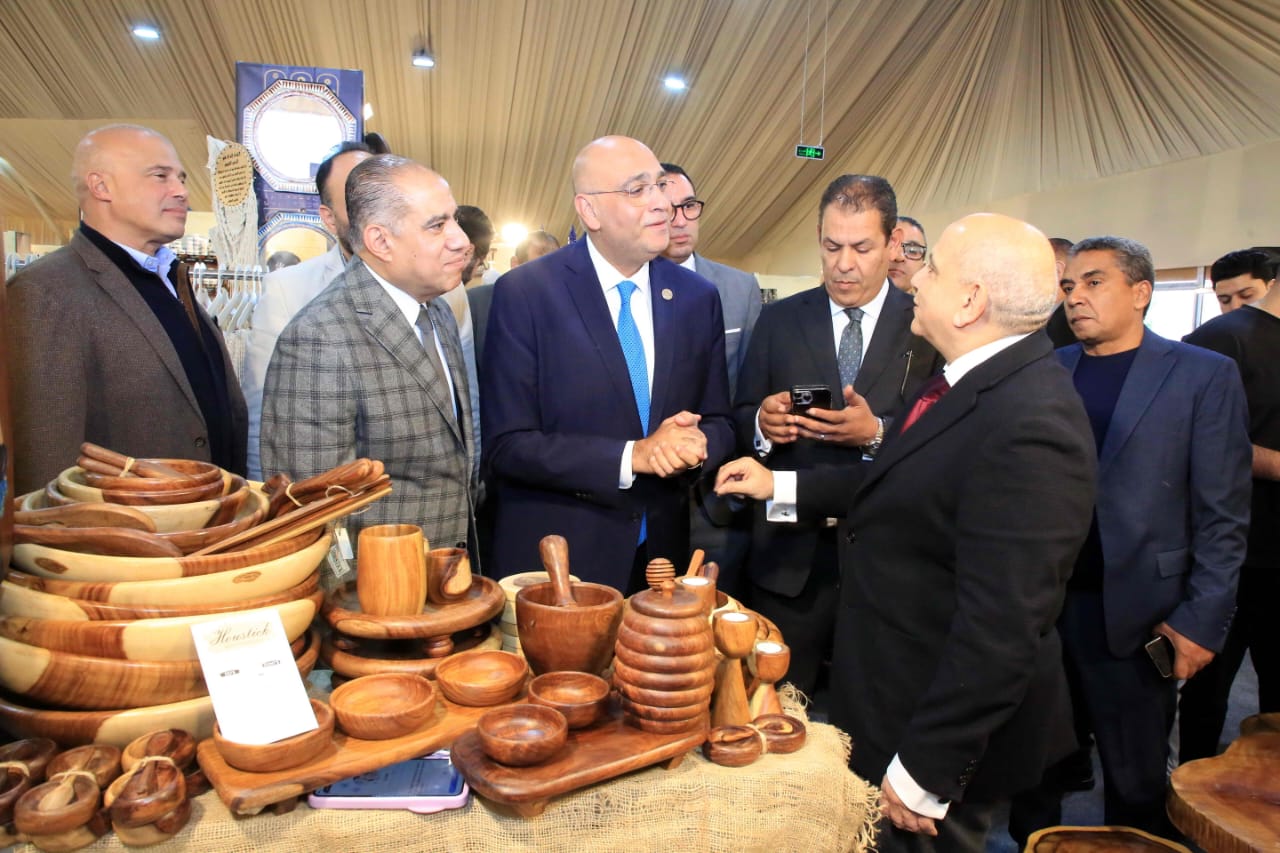 جهاز تنمية المشروعات يفتتح المرحلة الثانية من معرض «تراثنا»