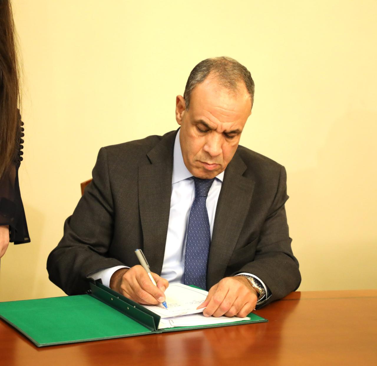 الدكتور بدر عبد العاطي وزير الخارجية